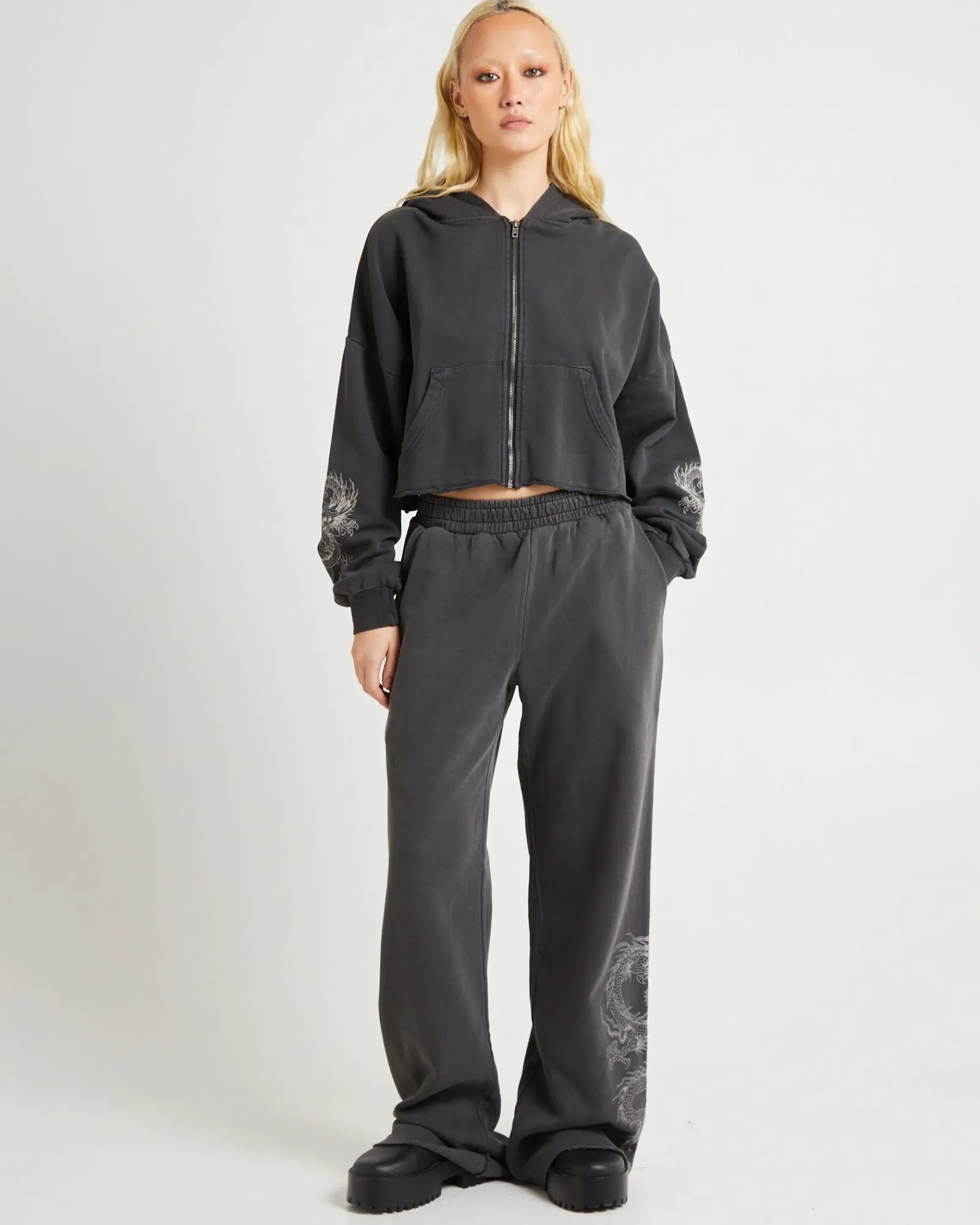 akio_straight_leg_trackpa_0.webp Cheap INSIGHT Akio Straight Leg Trackpants