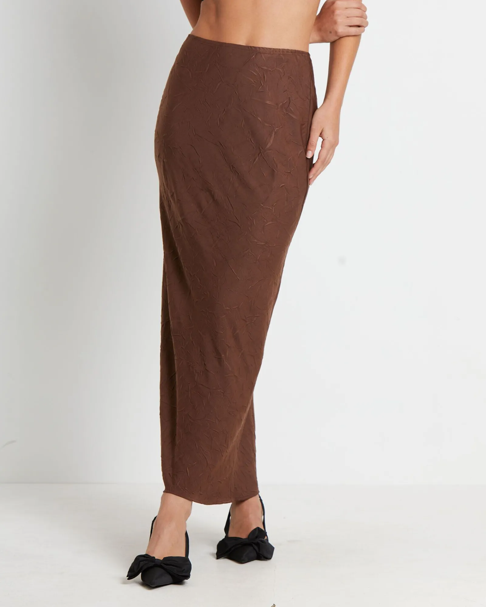 allegra_crinkle_satin_max_0.webp Discount STUDIO Allegra Crinkle Satin Maxi Skirt In Chocolate Brown