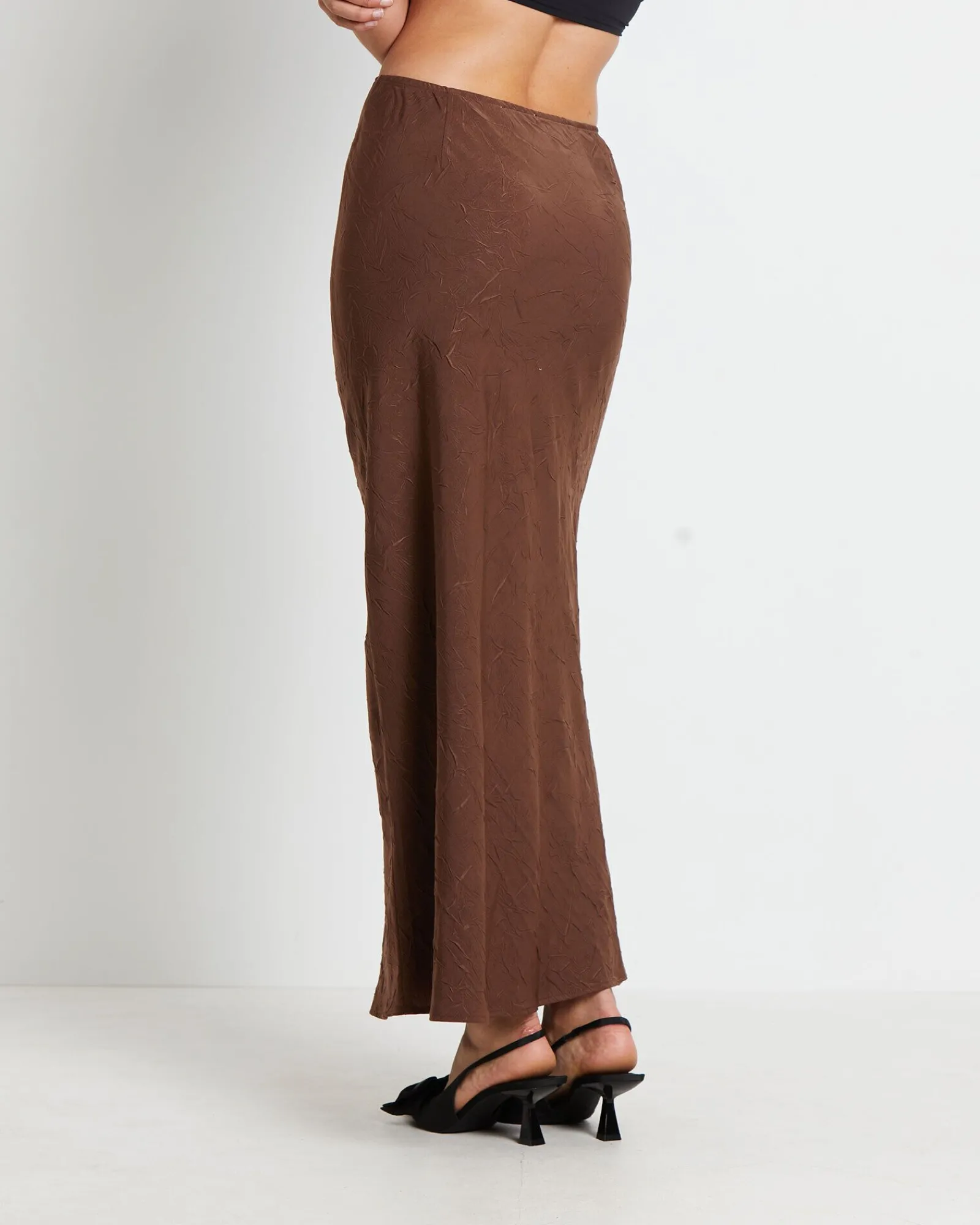 allegra_crinkle_satin_max_1.webp Discount STUDIO Allegra Crinkle Satin Maxi Skirt In Chocolate Brown