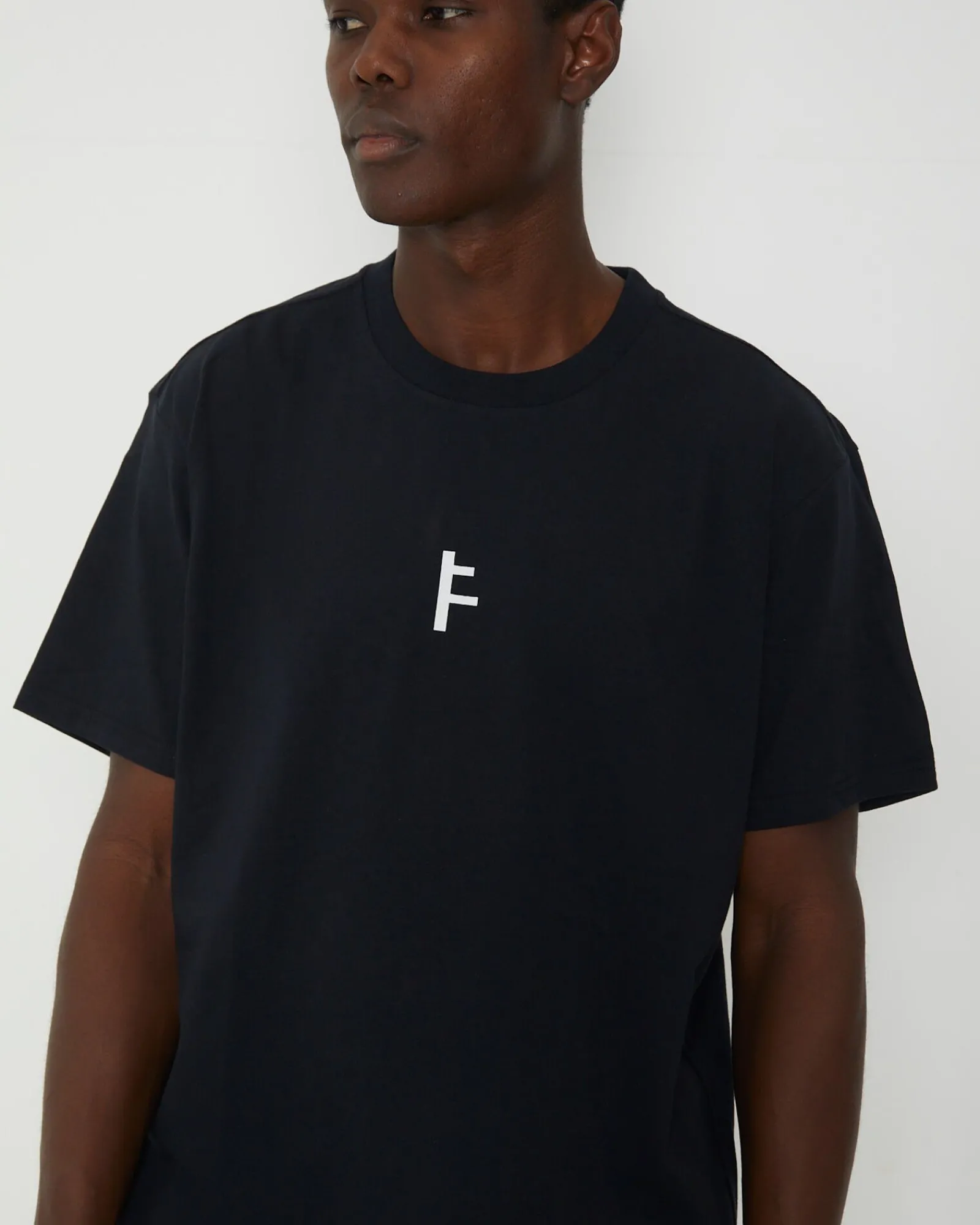 auction_short_sleeve_tshi_5.webp Hot FORMER Auction Short Sleeve T-Shirt In Black