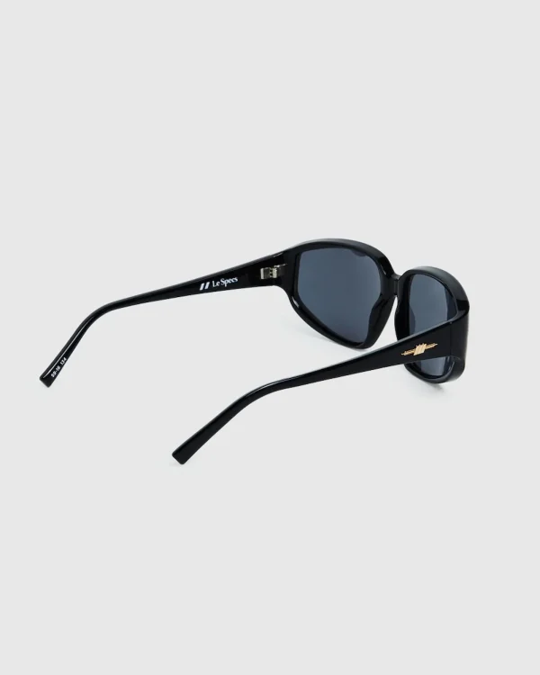 New LE SPECS Avenger Sunglasses Smoke Mono Black