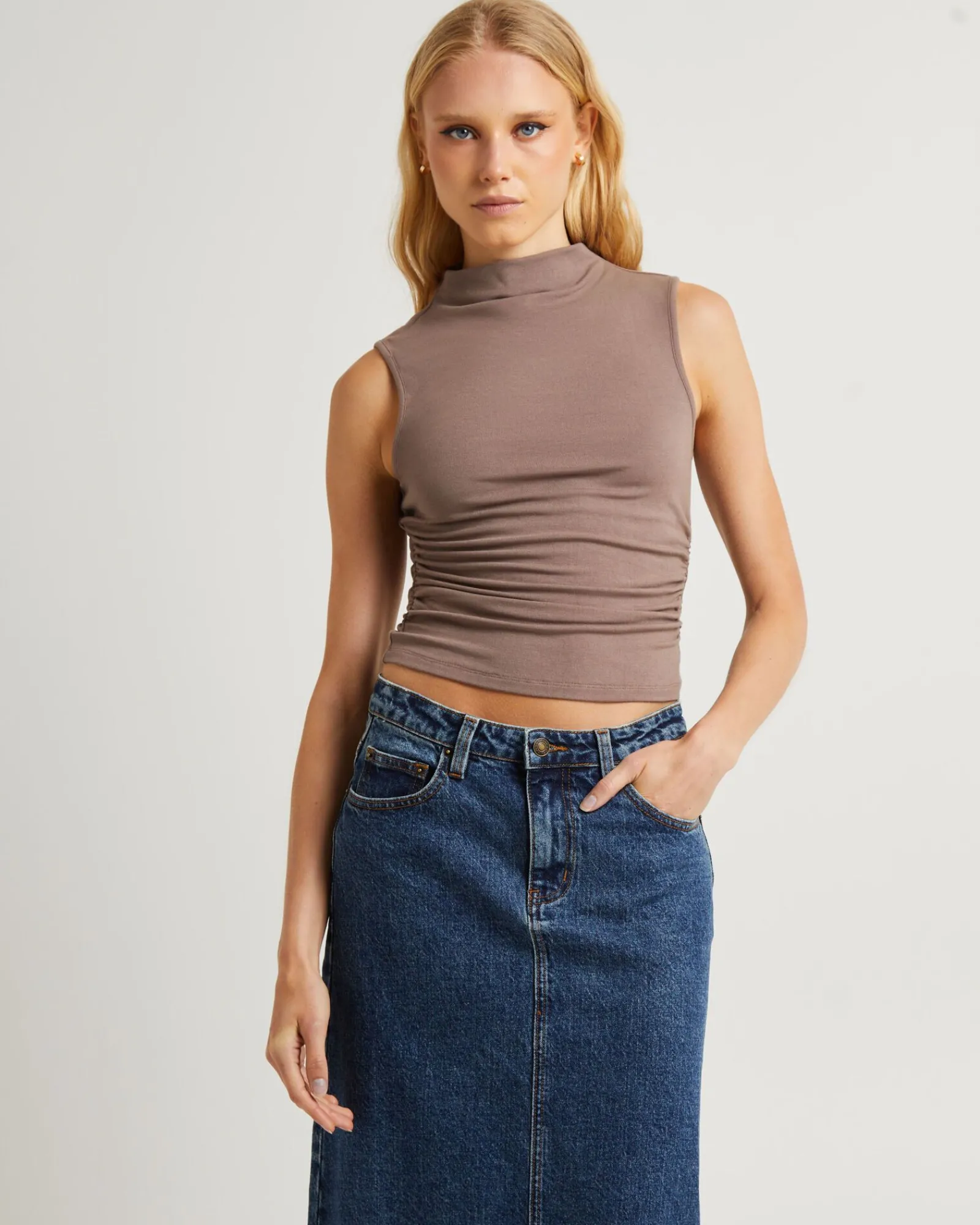 avery_high_neck_ruch_tank_0.webp Best Sale ALICE IN THE EVE Avery High Neck Ruch Tank Top