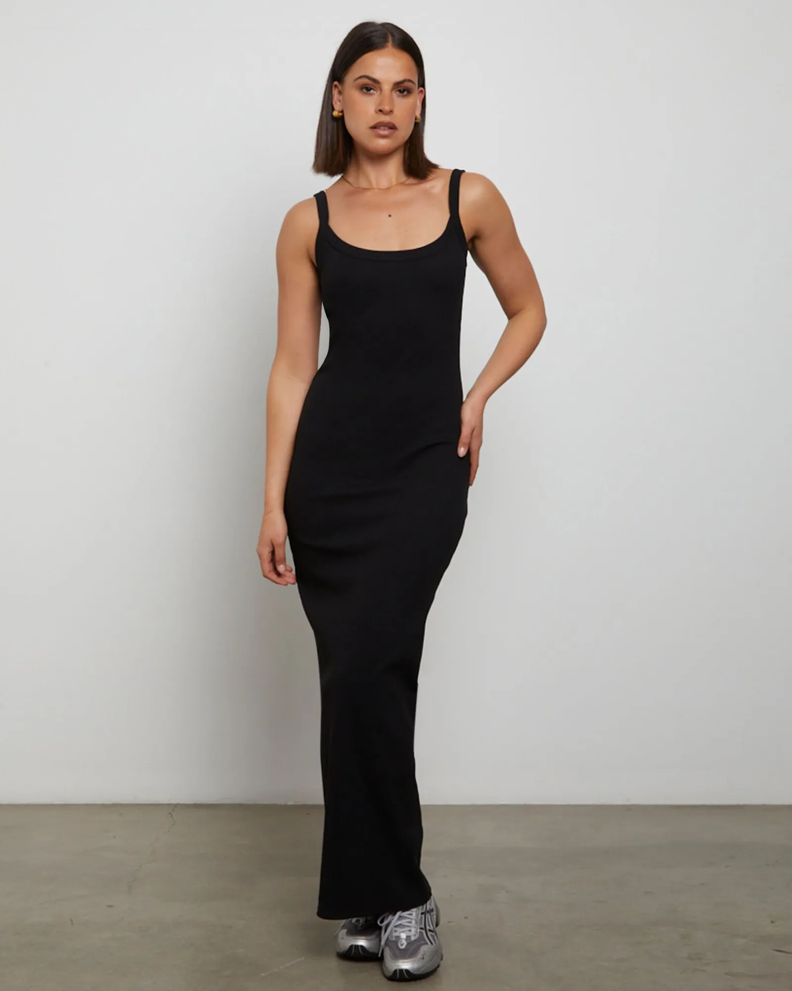 backless_midi_dress_in_bl_2.webp Discount GENERAL PANTS CO. BASICS Backless Midi Dress In Black