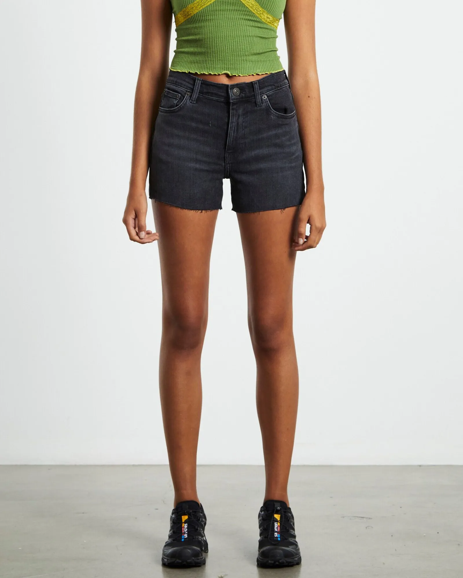 bdg_aline_cutoff_denim_sh_0.webp Online BDG URBAN OUTFITTERS Bdg Aline Cutoff Denim Shorts Black