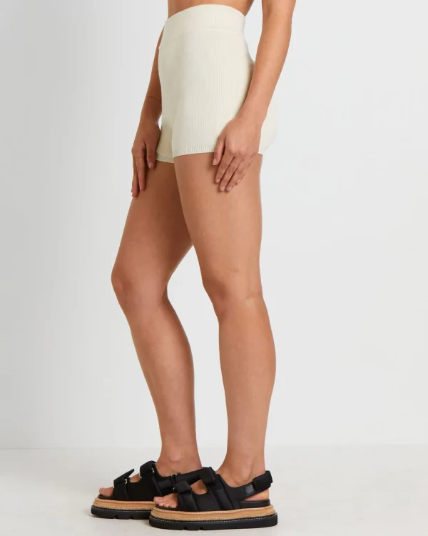 Outlet SUBTITLED Bonnie Knitted Hot Shorts In Oat Beige