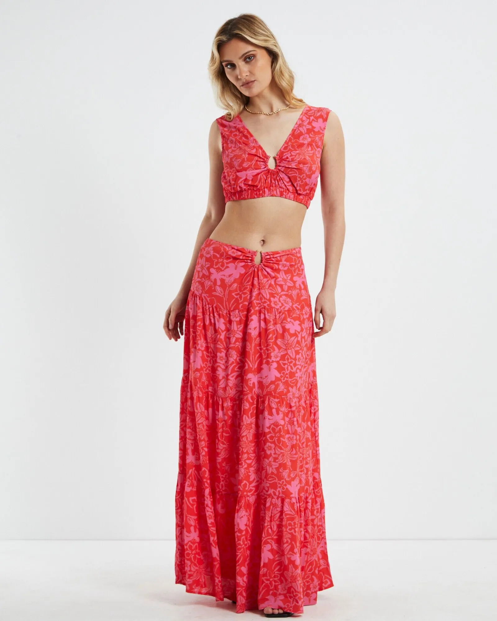 cheyenne_top_tropical_flo_2.webp New CHARLIE HOLIDAY Cheyenne Top Tropical Floral