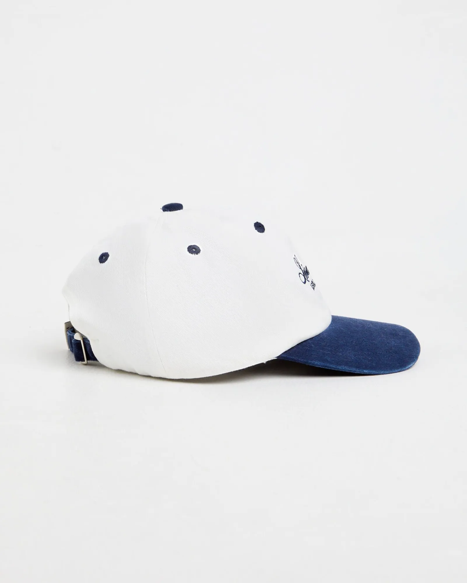 club_contrast_cap_2.webp Online ARVUST Club Contrast Cap