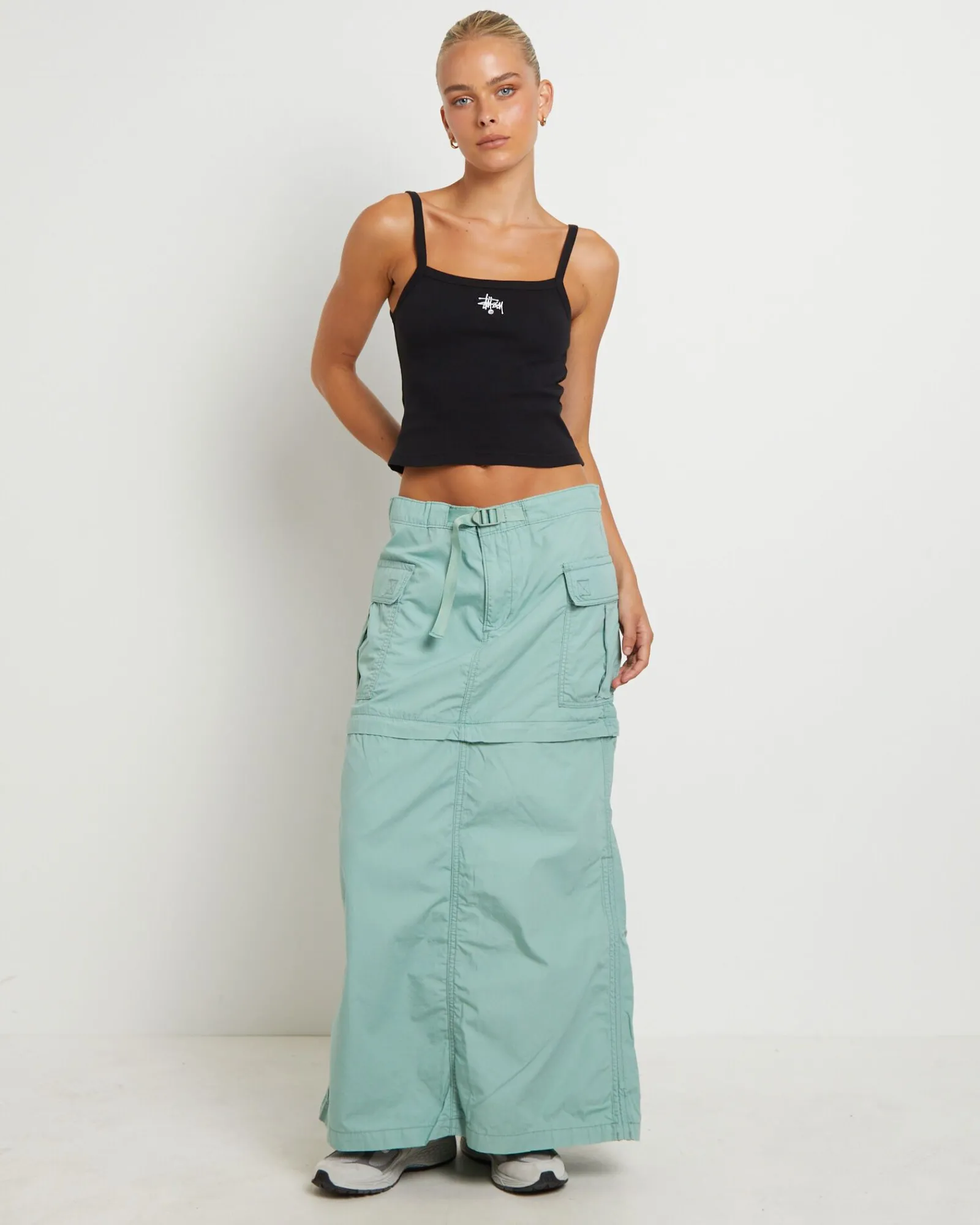 convertible_cargo_skirt_i_2.webp Store LEVIS Convertible Cargo Skirt In Granite Green