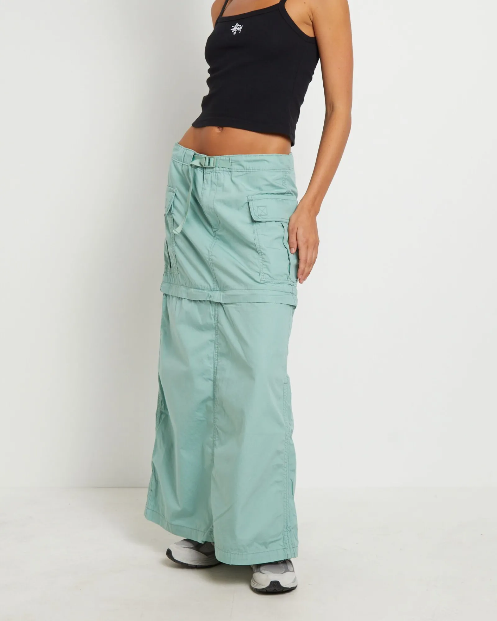 convertible_cargo_skirt_i_3.webp Store LEVIS Convertible Cargo Skirt In Granite Green