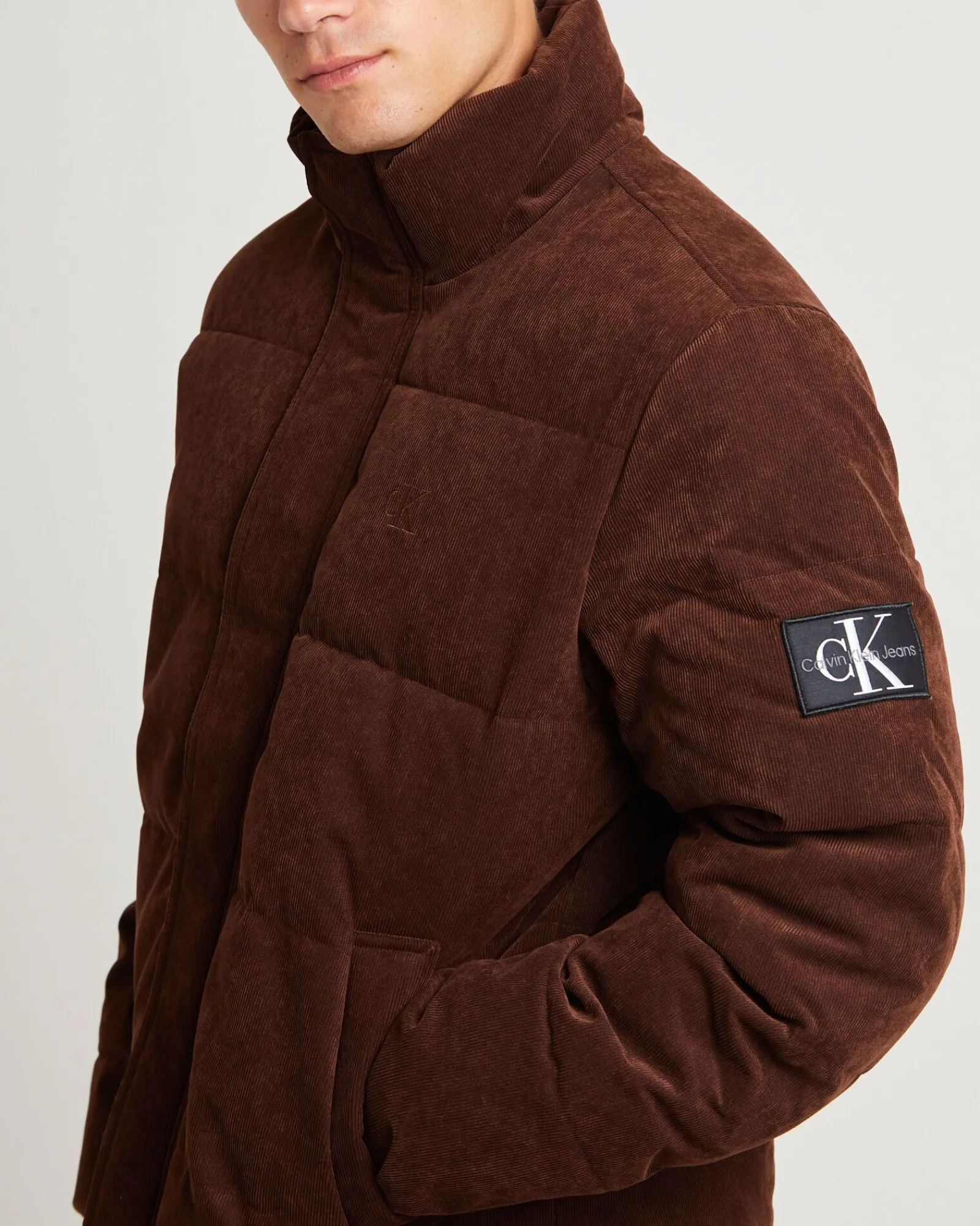 corduroy_puffer_jacket_da_5.webp Clearance CALVIN KLEIN Corduroy Puffer Jacket Dark Chestnut