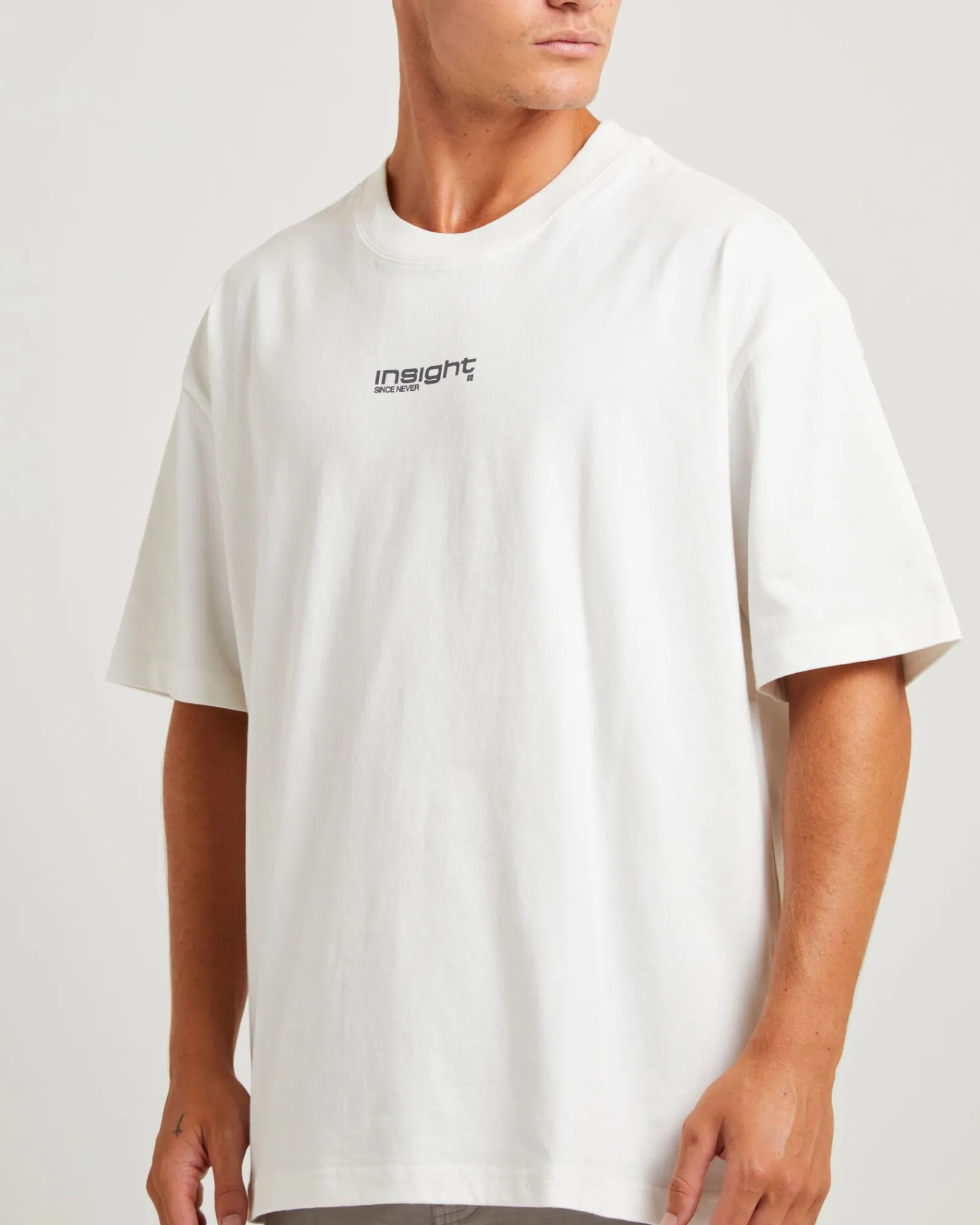 corp_oversized_short_slee_4-2.webp Outlet INSIGHT Corp Oversized Short Sleeve T-Shirt