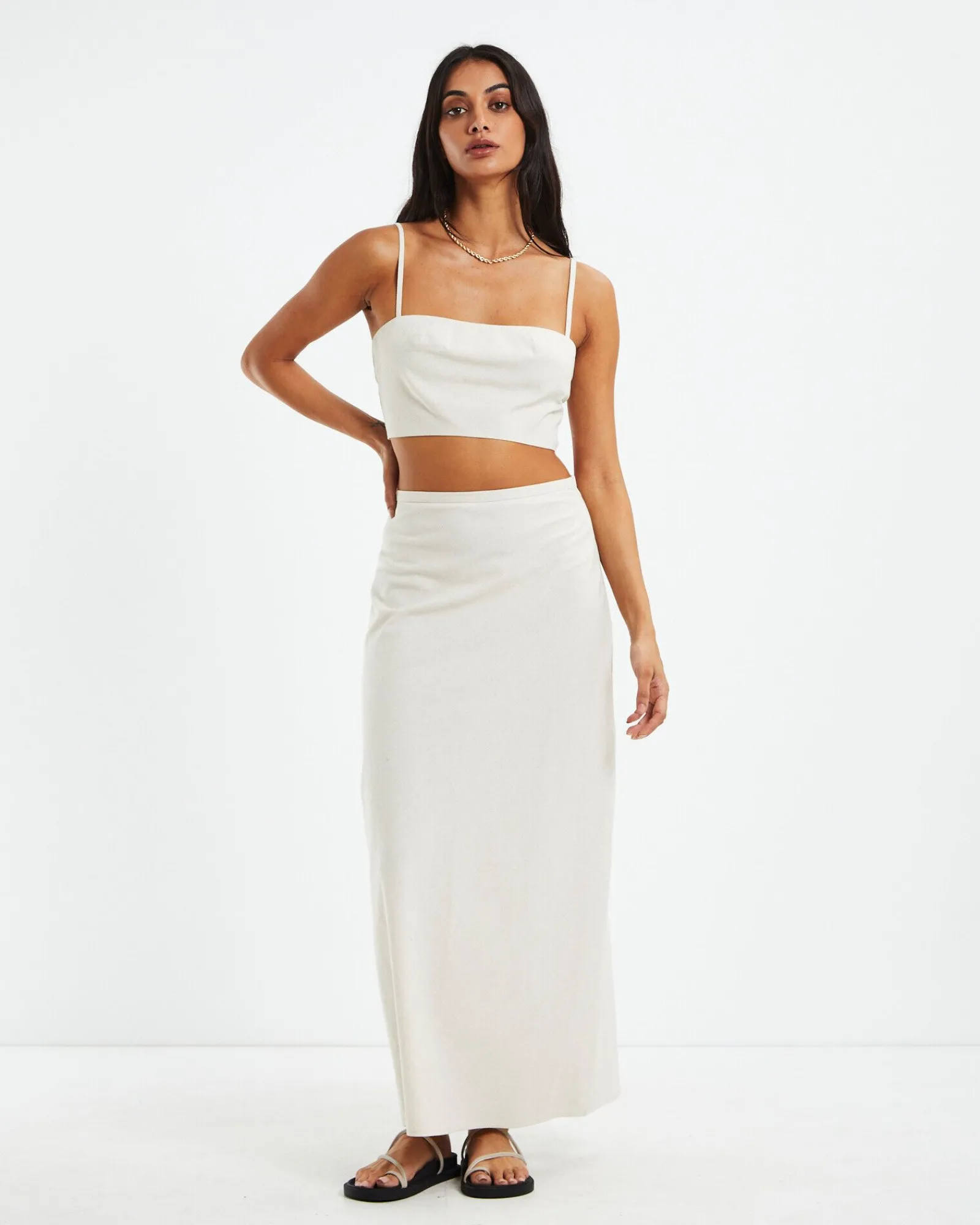 delilah_linen_bandeau_top_3.webp New SUBTITLED Delilah Linen Bandeau Top Oat Marle