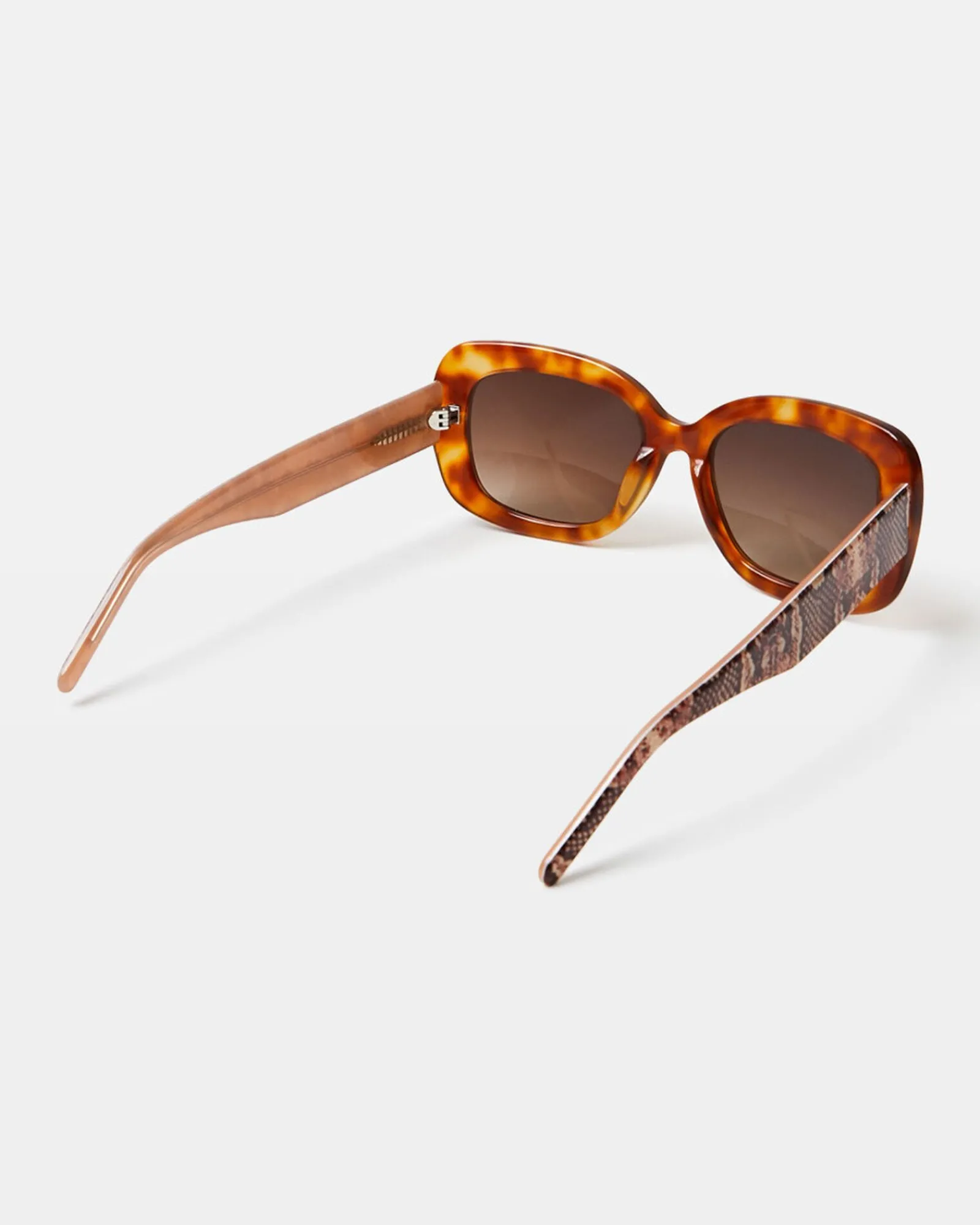 devon_snake_sunglasses_to_3.webp New SHEVOKE Devon Snake Sunglasses Tort Brown