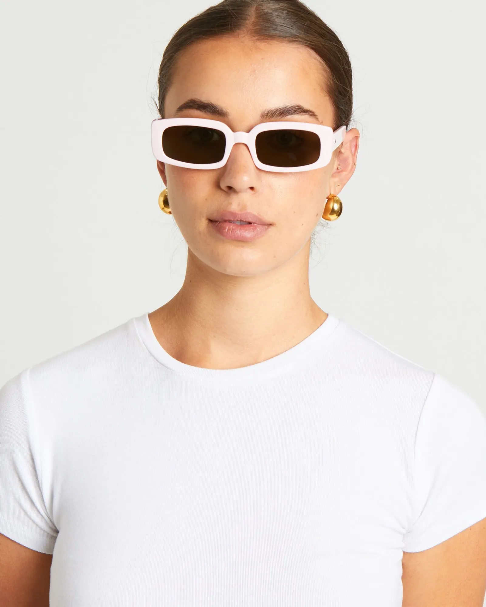 dynamite_sunglasses_in_pi_1.webp Cheap LE SPECS Dynamite Sunglasses In Pink Salt/Khaki Mono