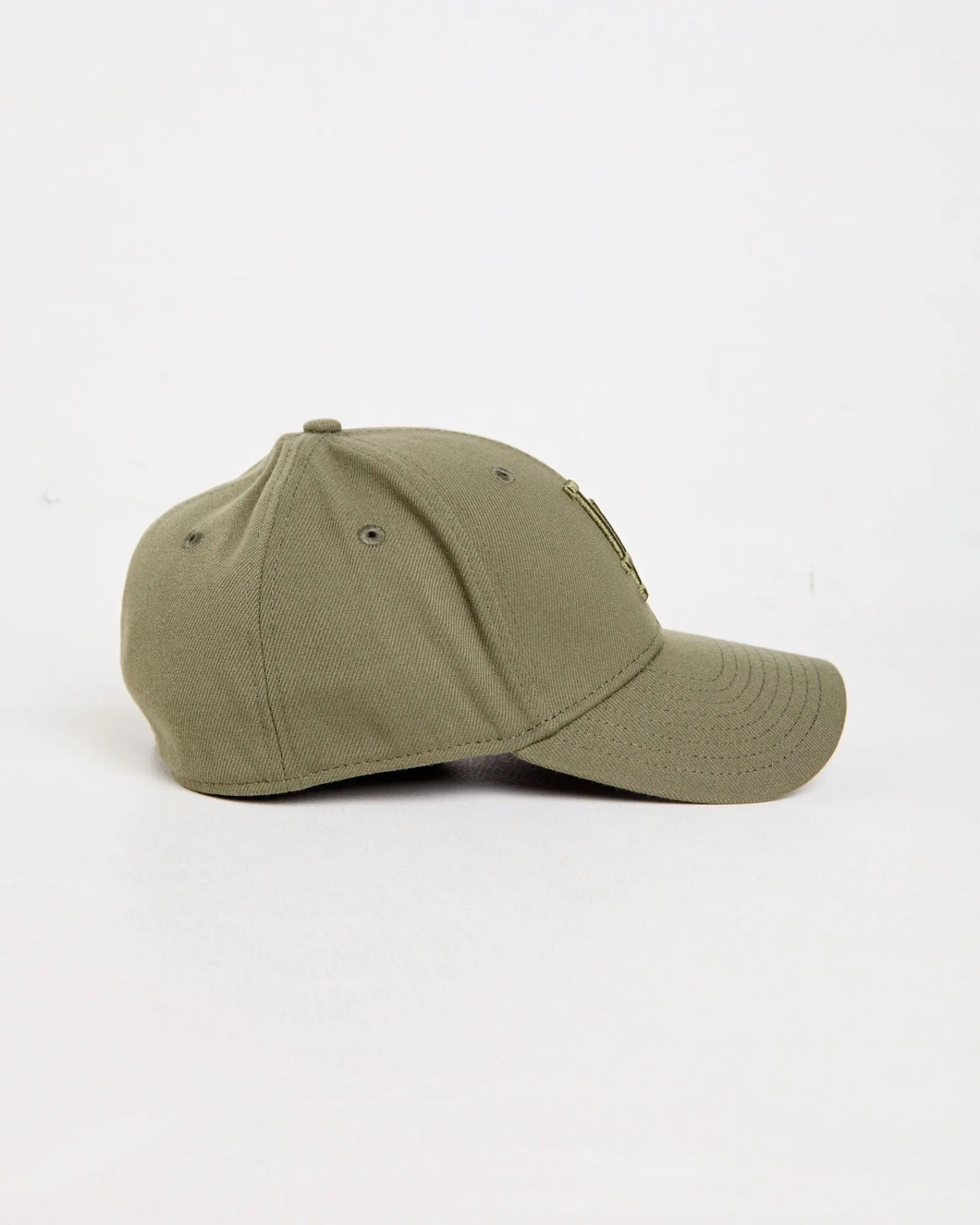 earth_tonal_la_dodgers_c_2.webp Best Sale NEW ERA 3930 Earth Tonal La Dodgers Cap In Green