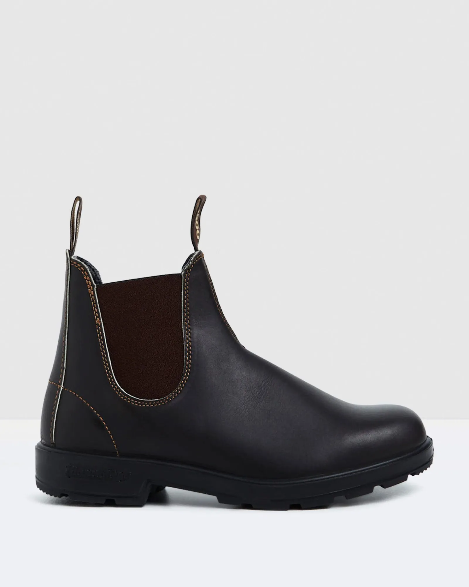 elastic_side_boots_brown_1.webp Shop BLUNDSTONE 500 Elastic Side Boots Brown
