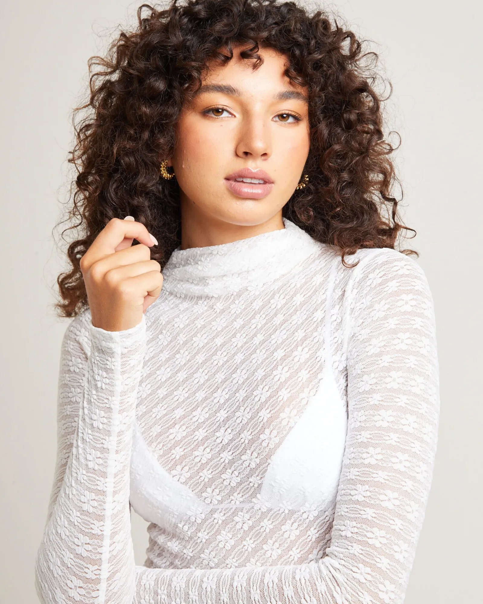 eleanor_lace_sheer_mini_d_5.webp Best Sale ALICE IN THE EVE Eleanor Lace Sheer Mini Dress White