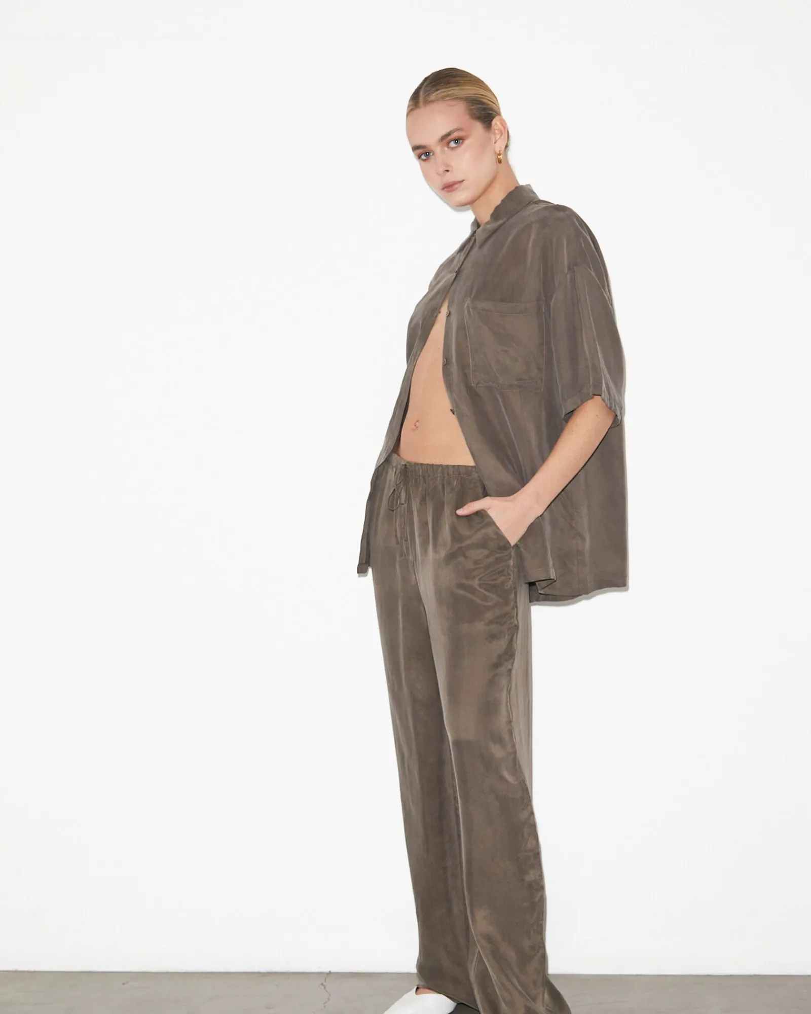 ember_silky_jacquard_pj_p_4.webp Discount STUDIO Ember Silky Jacquard Pj Pants In Coffee Brown