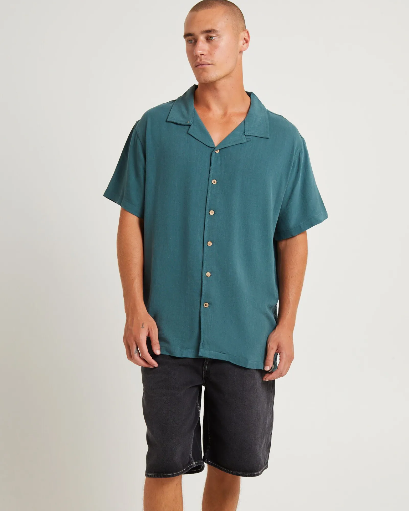 ernie_resort_short_sleeve_0.webp Best Sale THE CRITICAL SLIDE SOCIETY Ernie Resort Short Sleeve Shirt Green