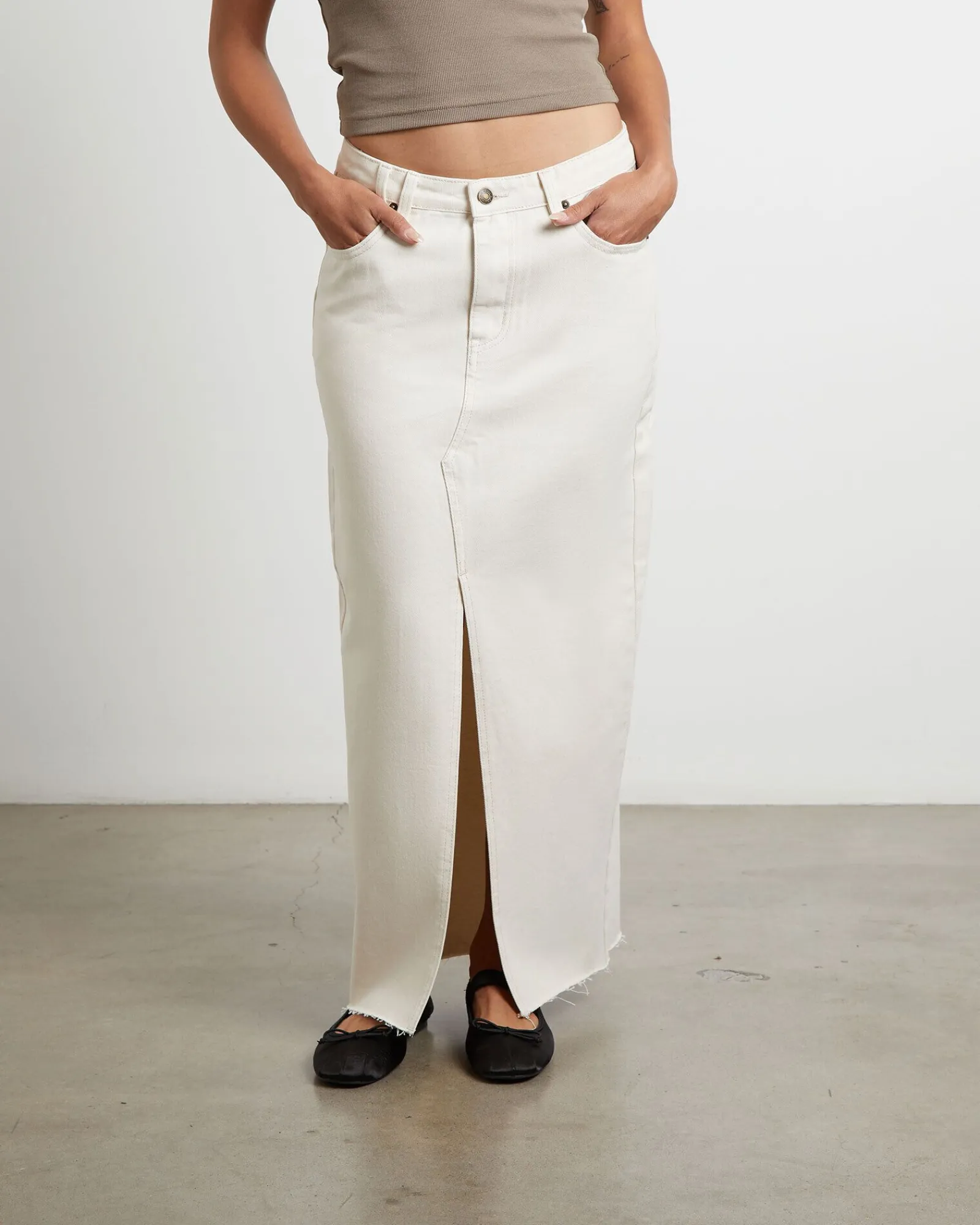 eva_maxi_denim_skirt_in_c_0.webp New INSIGHT Eva Maxi Denim Skirt In Chalk