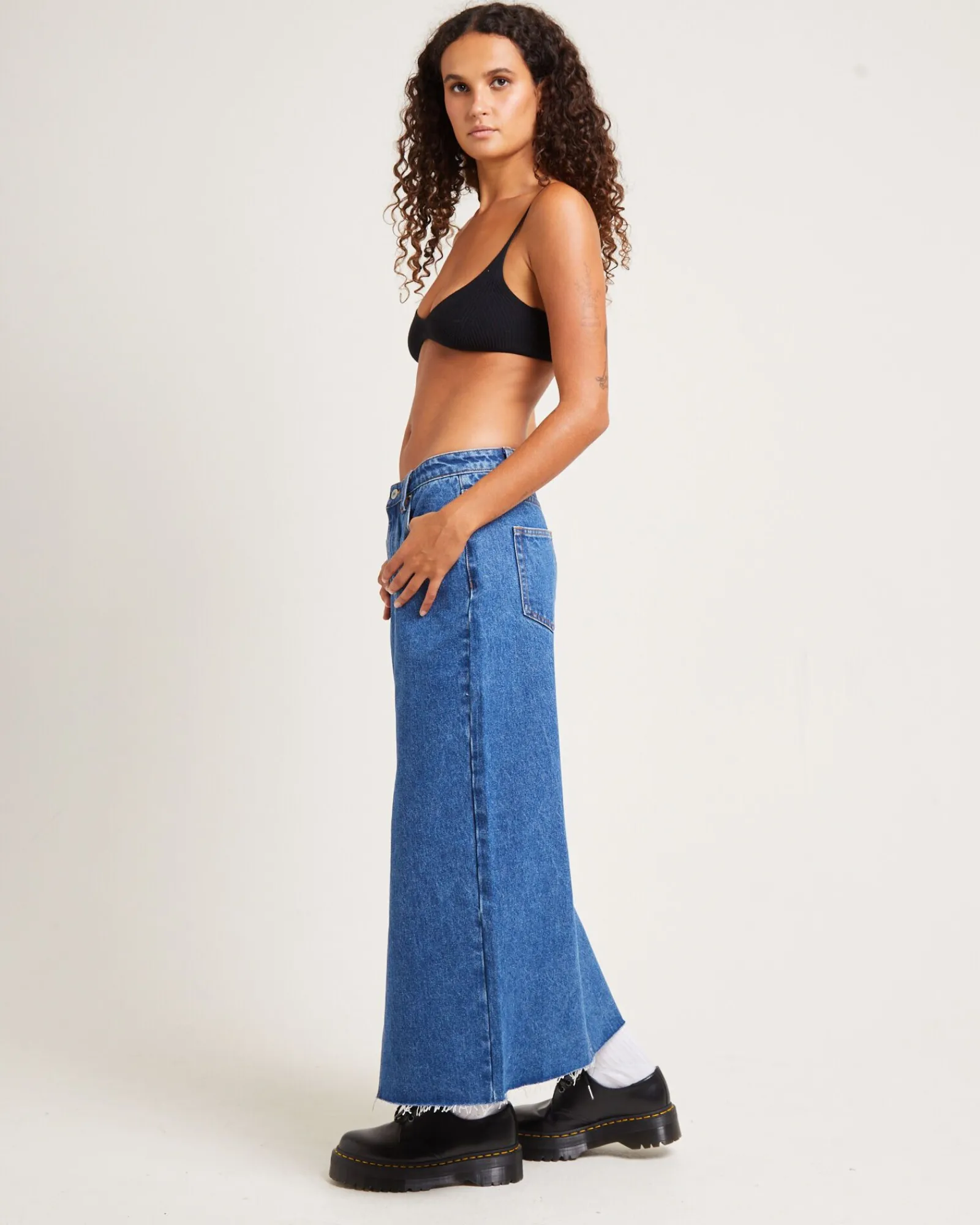 eva_maxi_denim_skirt_mood_3.webp Cheap INSIGHT Eva Maxi Denim Skirt Moody Blue
