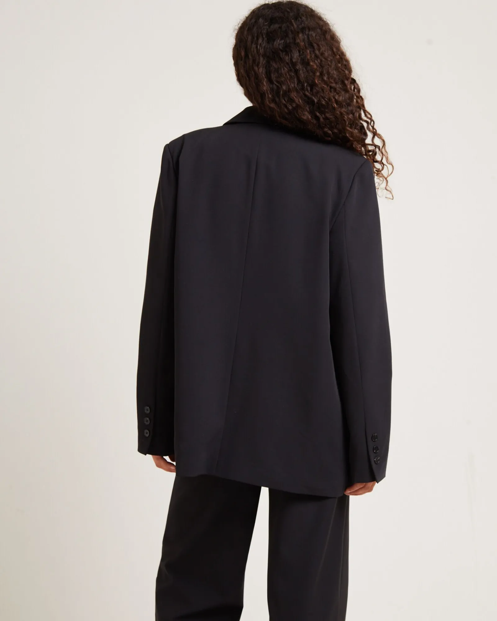 evie_boyfriend_blazer_1.webp Fashion ALICE IN THE EVE Evie Boyfriend Blazer