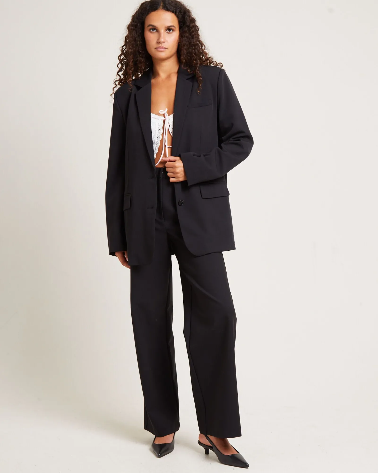evie_boyfriend_blazer_2.webp Fashion ALICE IN THE EVE Evie Boyfriend Blazer