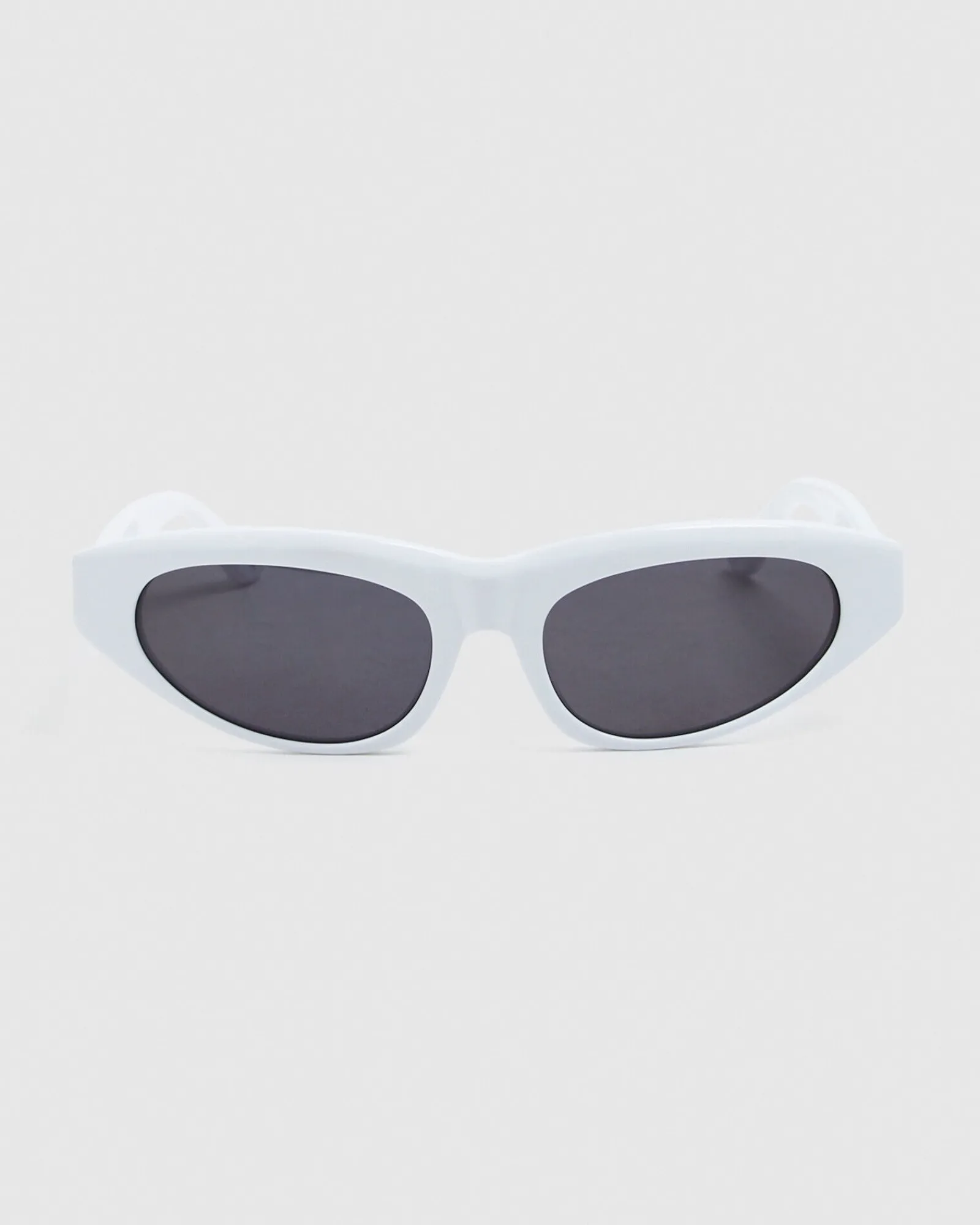 femme_sunglasses_white_0.webp Best Sale SHEVOKE Femme Sunglasses White