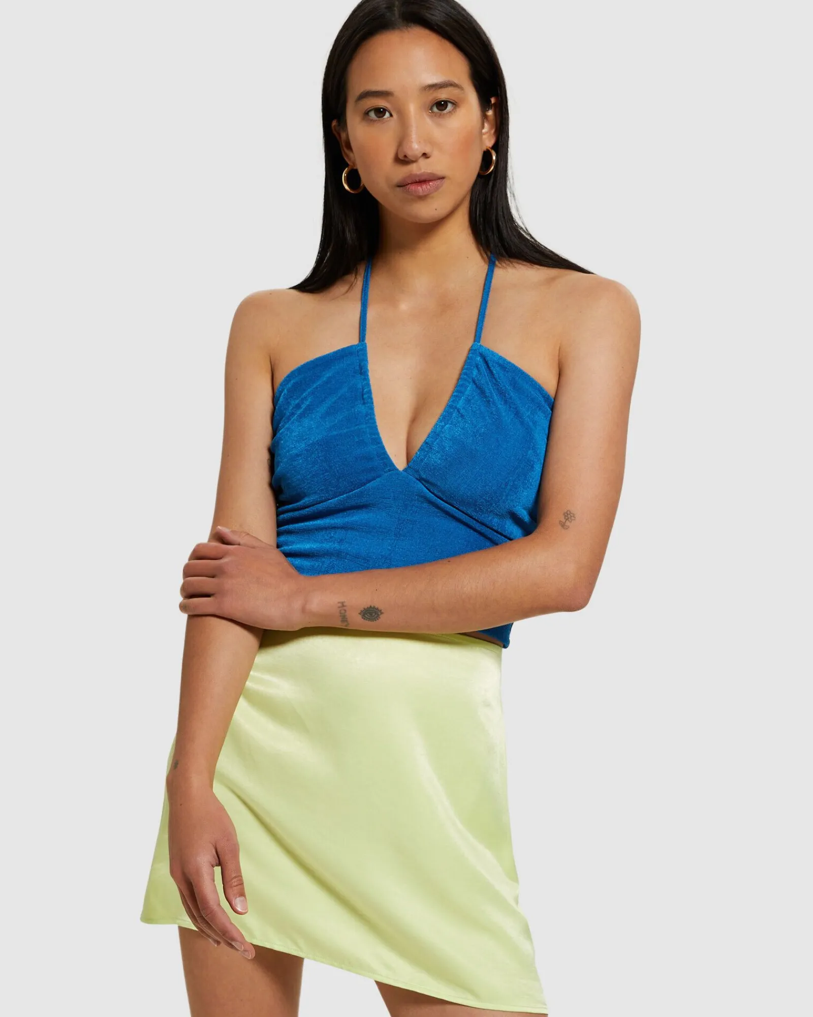 freya_slinky_halter_top_b_0.webp Cheap ALICE IN THE EVE Freya Slinky Halter Top Blue