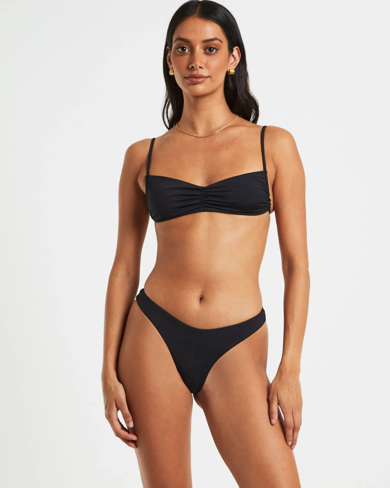 gather_front_top_in_black_1.webp Outlet SUBTITLED Gather Front Top In Black