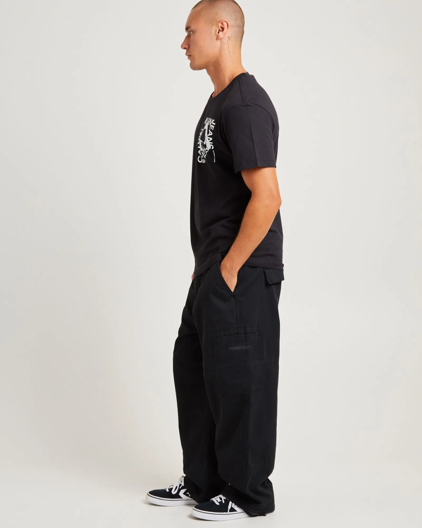 graphic_short_sleeve_tshi_2.webp New CALVIN KLEIN Graphic Short Sleeve T-Shirt Modern Metals Black