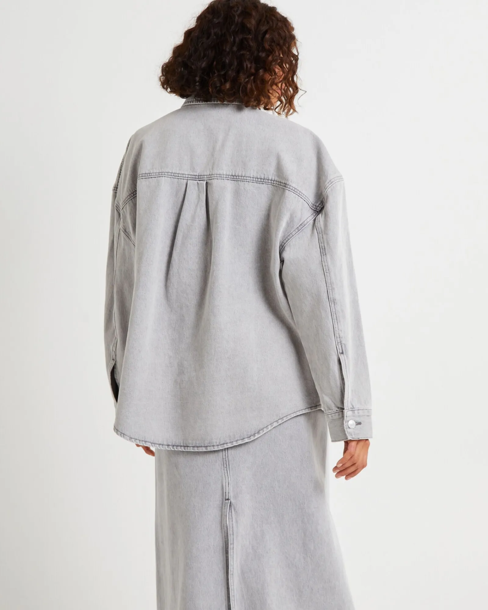 hailey_denim_shirt_jacket_1.webp Store INSIGHT Hailey Denim Shirt Jacket