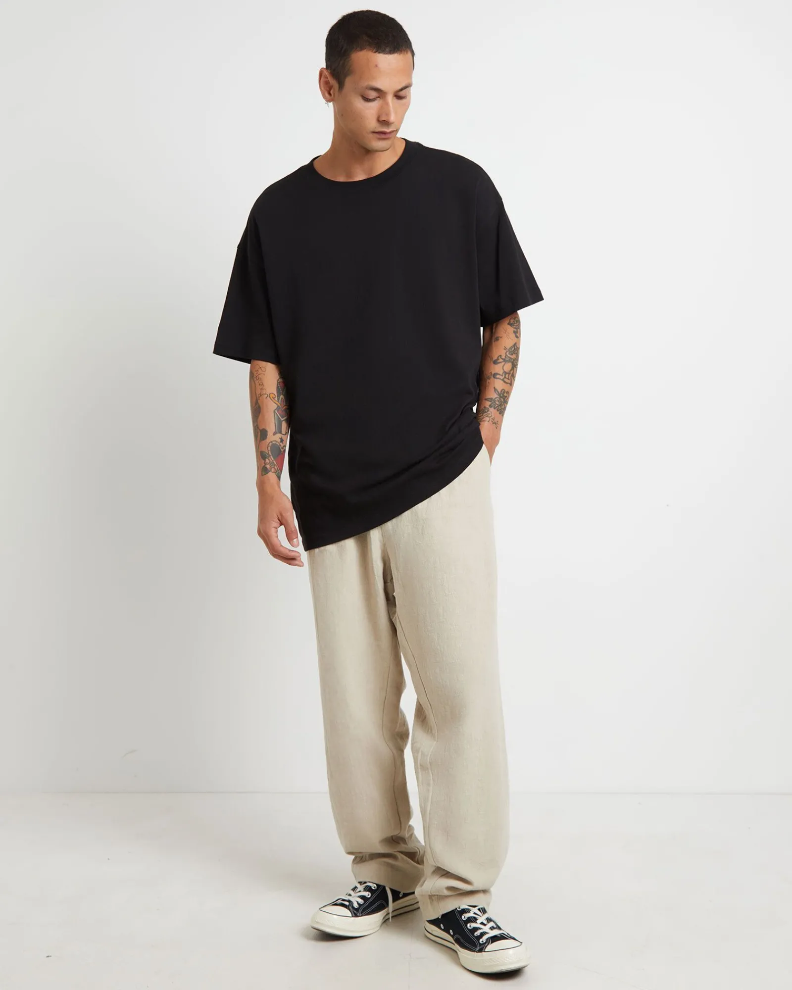 harrow_pleat_linen_pants_2-1.webp Shop THE CRITICAL SLIDE SOCIETY Harrow Pleat Linen Pants