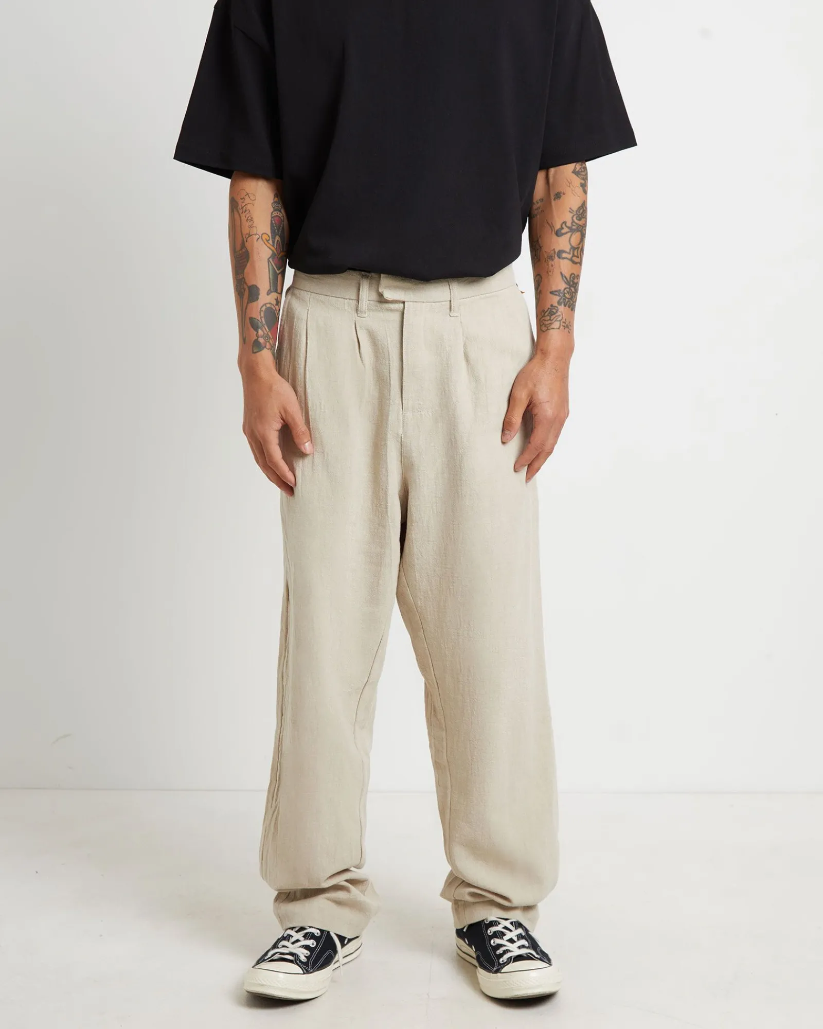 harrow_pleat_linen_pants_3-1.webp Shop THE CRITICAL SLIDE SOCIETY Harrow Pleat Linen Pants