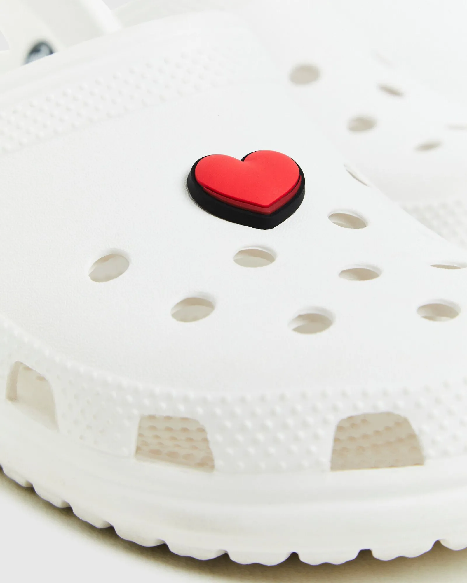 heart_jibbitz_2.webp New CROCS Heart Jibbitz