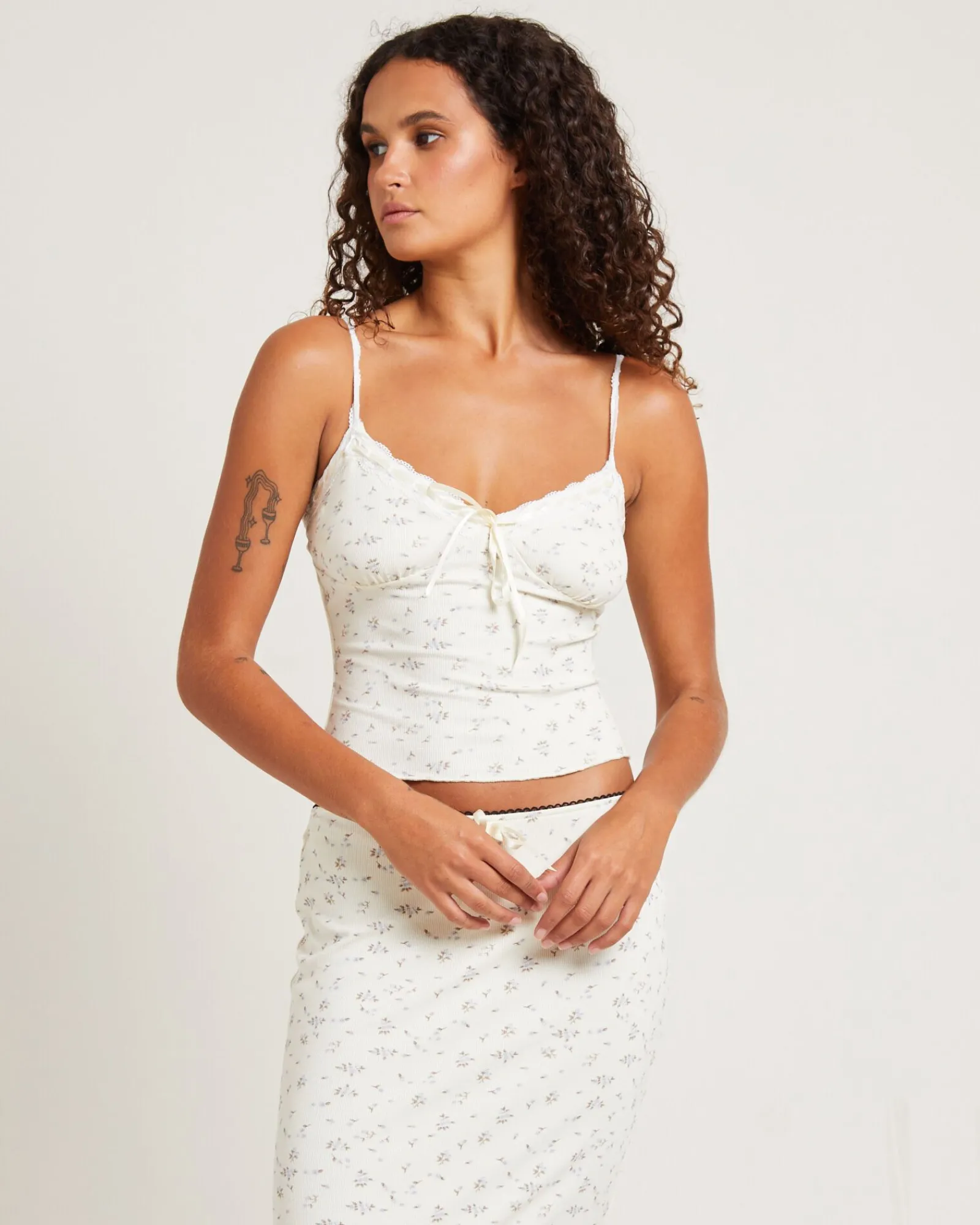 helena_cami_0.webp Fashion SNDYS Helena Cami