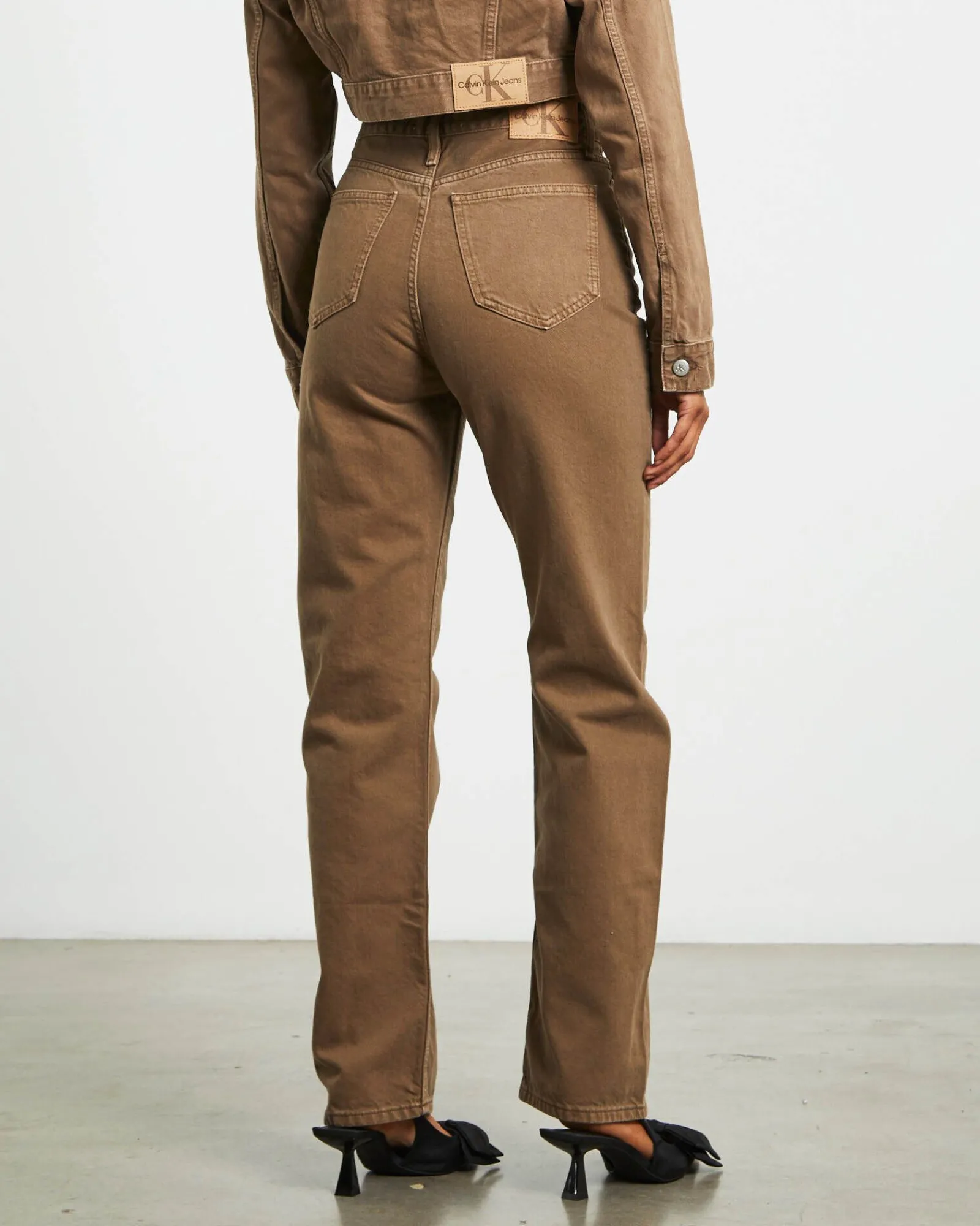 high_rise_straight_jeans__1.webp Cheap CALVIN KLEIN High Rise Straight Jeans In Brown