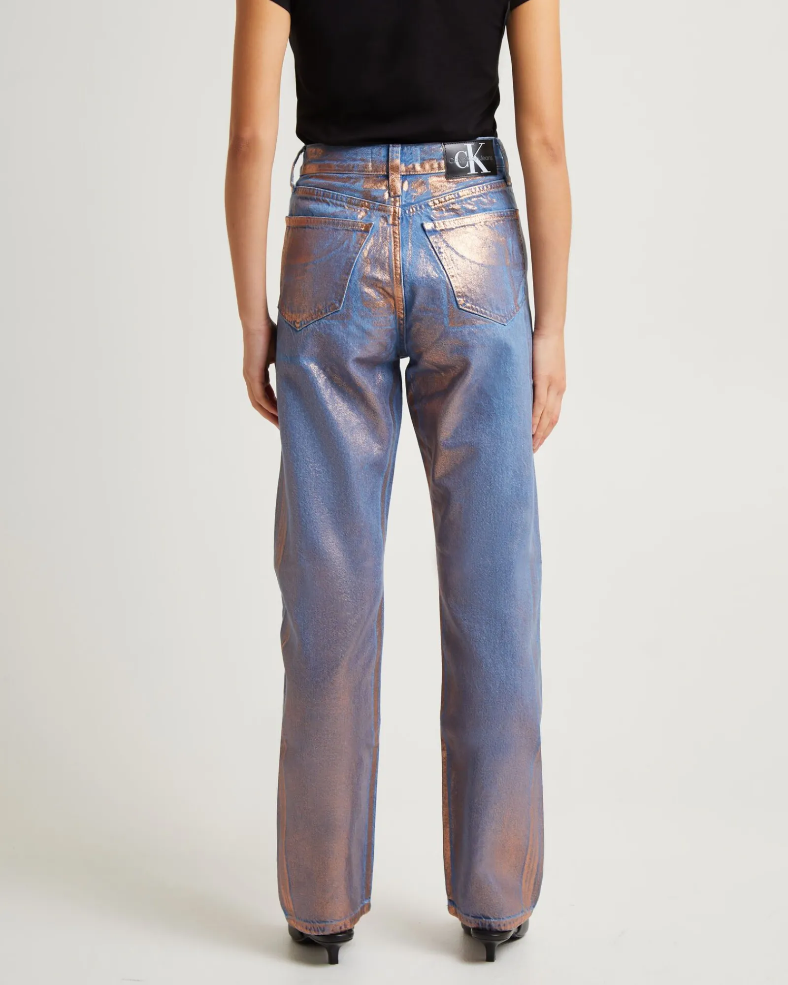 high_rise_straight_metall_2.webp Sale CALVIN KLEIN High Rise Straight Metallic Jeans