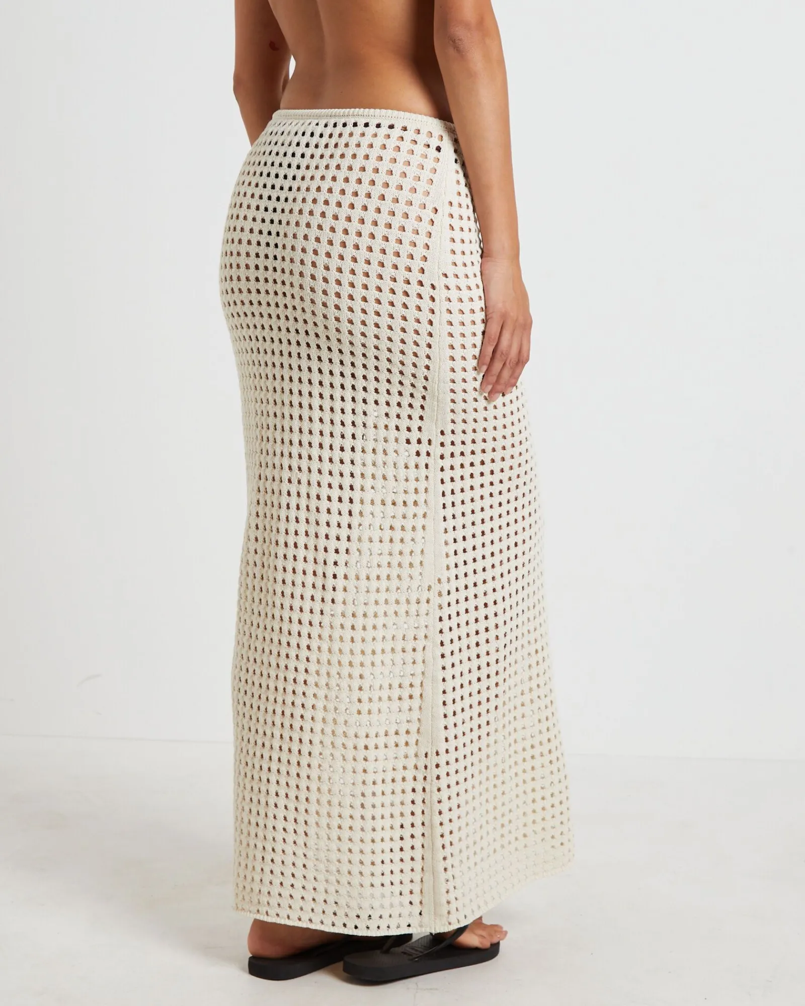 iris_crochet_maxi_skirt_i_1.webp Store SUBTITLED Iris Crochet Maxi Skirt In Warm White