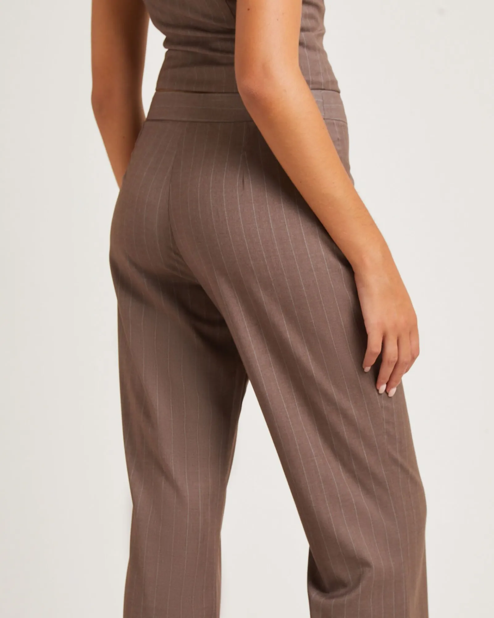 jenna_pinstripe_straight__3.webp Store ALICE IN THE EVE Jenna Pinstripe Straight Pants Chocolate