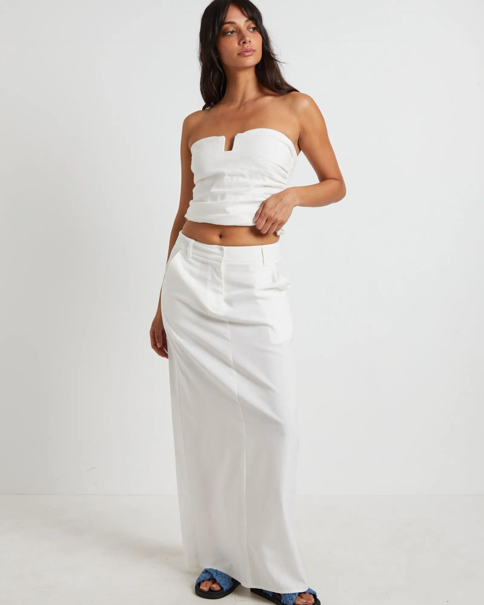 jinta_tailored_linen_maxi_2.webp Outlet SUBTITLED Jinta Tailored Linen Maxi Skirt In White