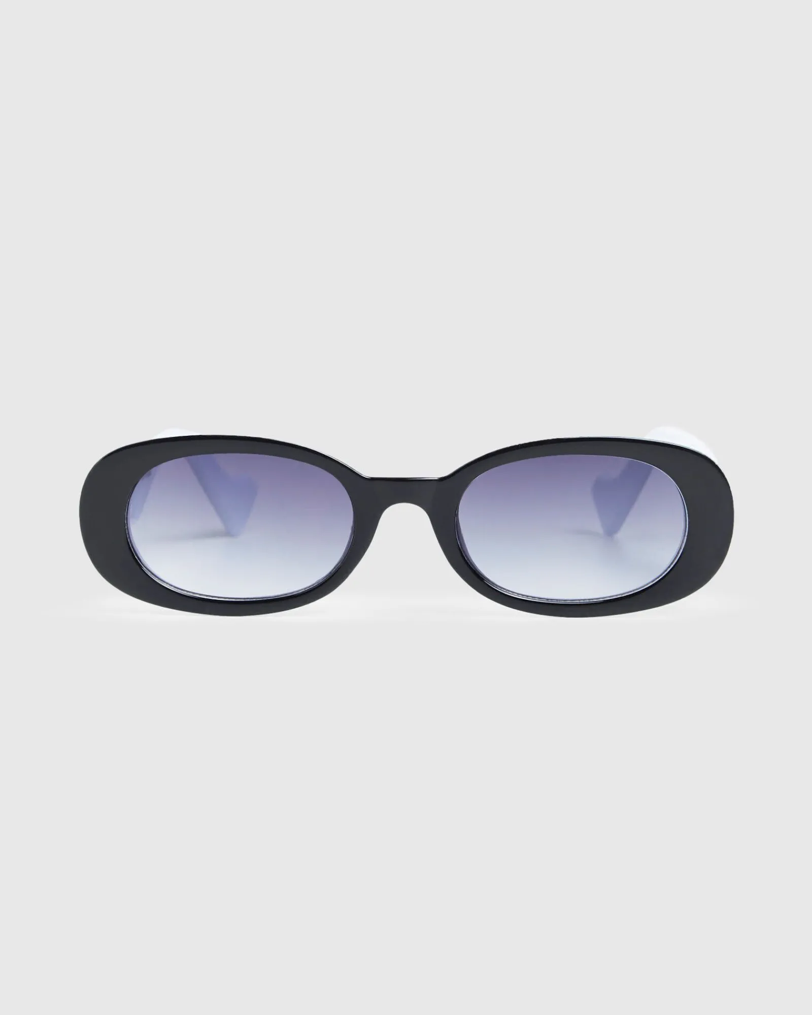 jones_sunglasses_blackwhi_1.webp Fashion PETA AND JAIN Jones Sunglasses Black/White