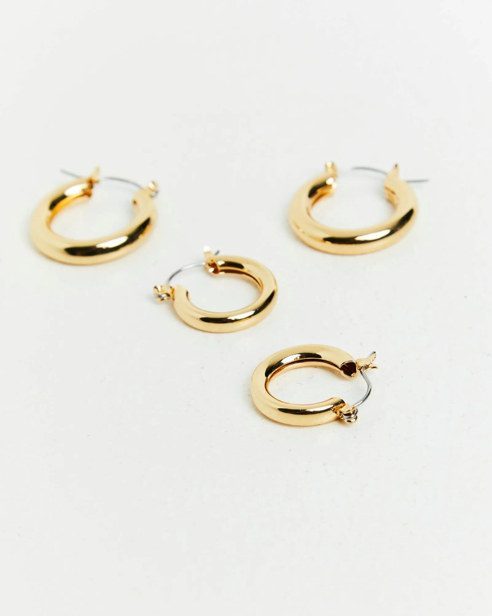 k_classic_hoops_set_gold__0.webp Sale ALICE IN THE EVE 14K Classic Hoops Set Gold Plated