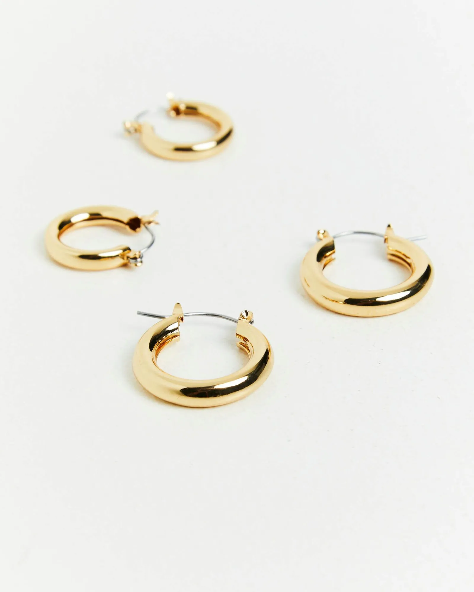 k_classic_hoops_set_gold__1.webp Sale ALICE IN THE EVE 14K Classic Hoops Set Gold Plated
