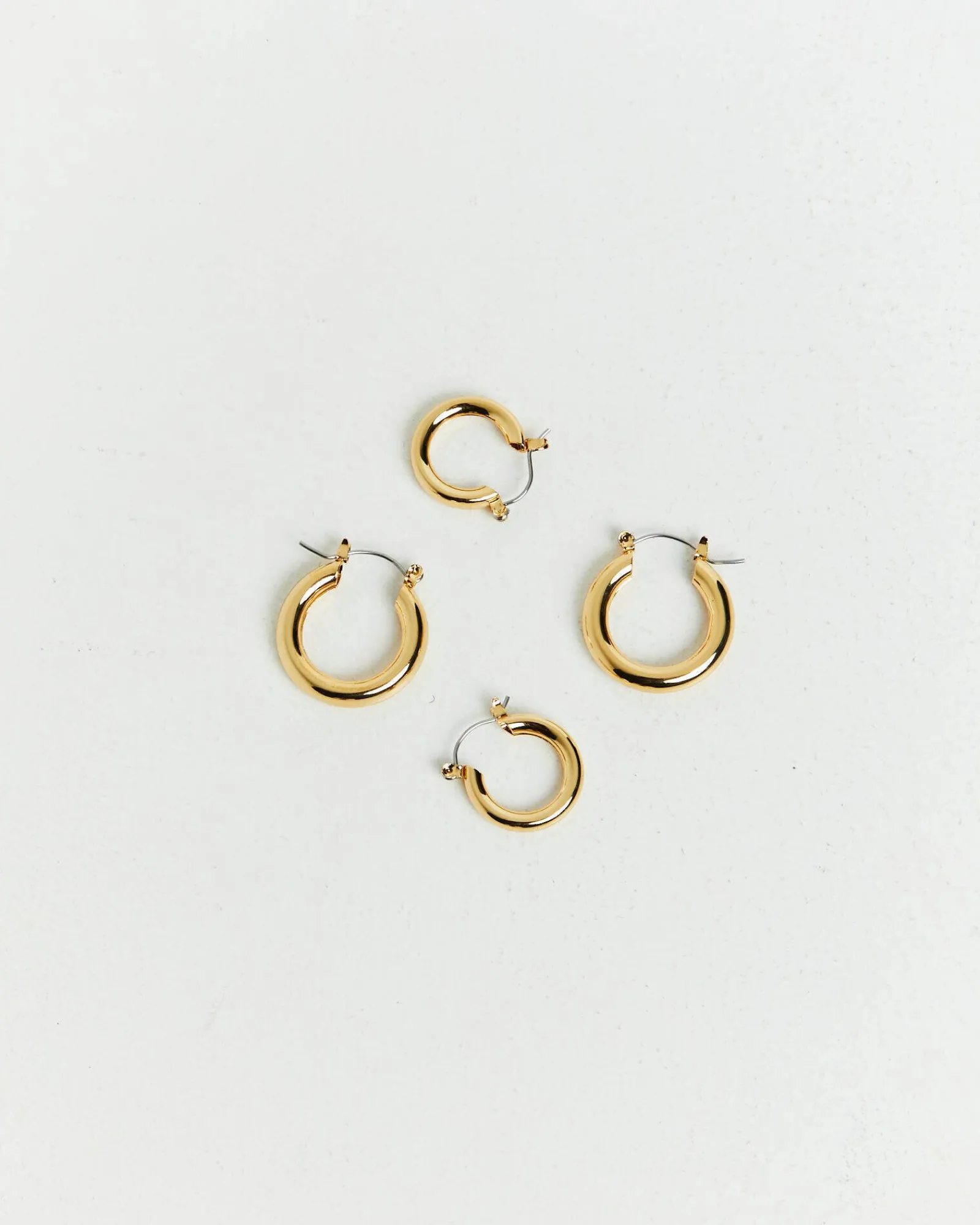 k_classic_hoops_set_gold__3.webp Sale ALICE IN THE EVE 14K Classic Hoops Set Gold Plated