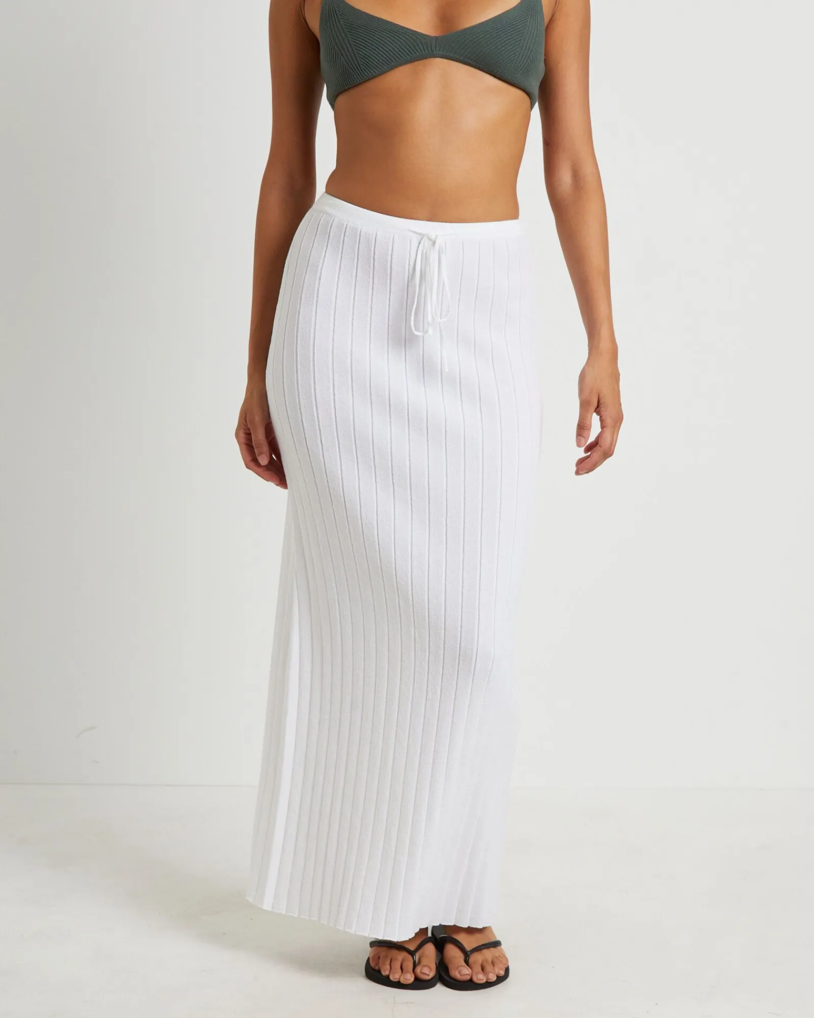 keta_knit_maxi_skirt_in_w_0.webp Online SUBTITLED Keta Knit Maxi Skirt In White