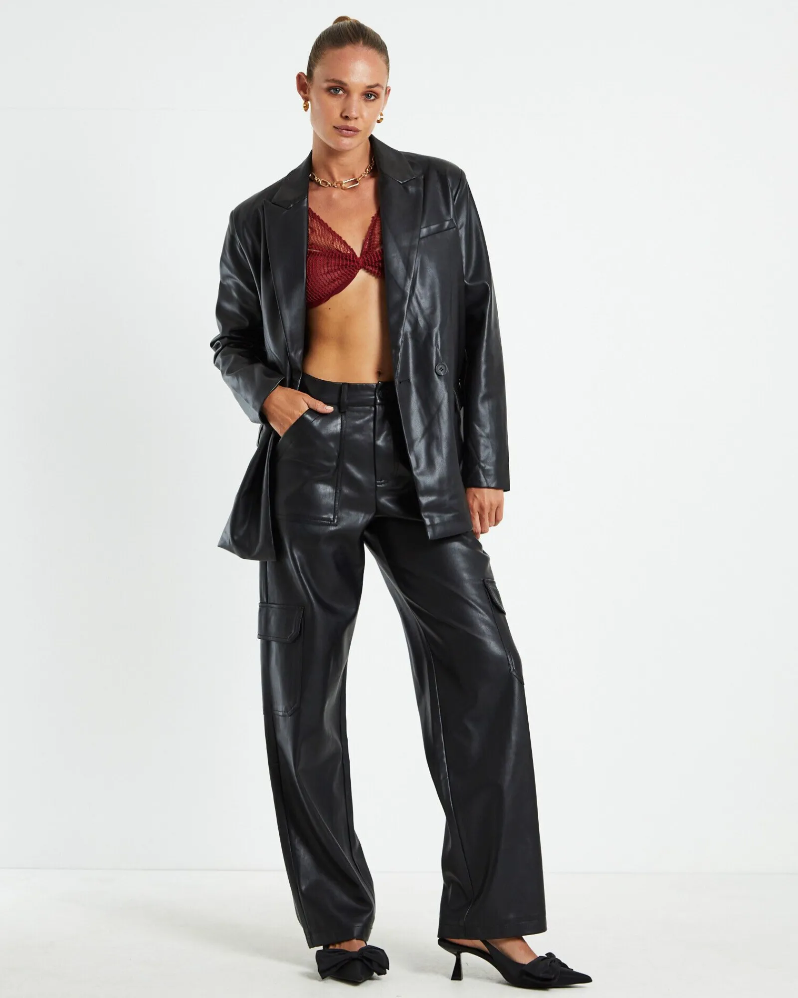 kylie_boxy_pu_blazer_blac_2.webp Sale ALICE IN THE EVE Kylie Boxy Pu Blazer Black
