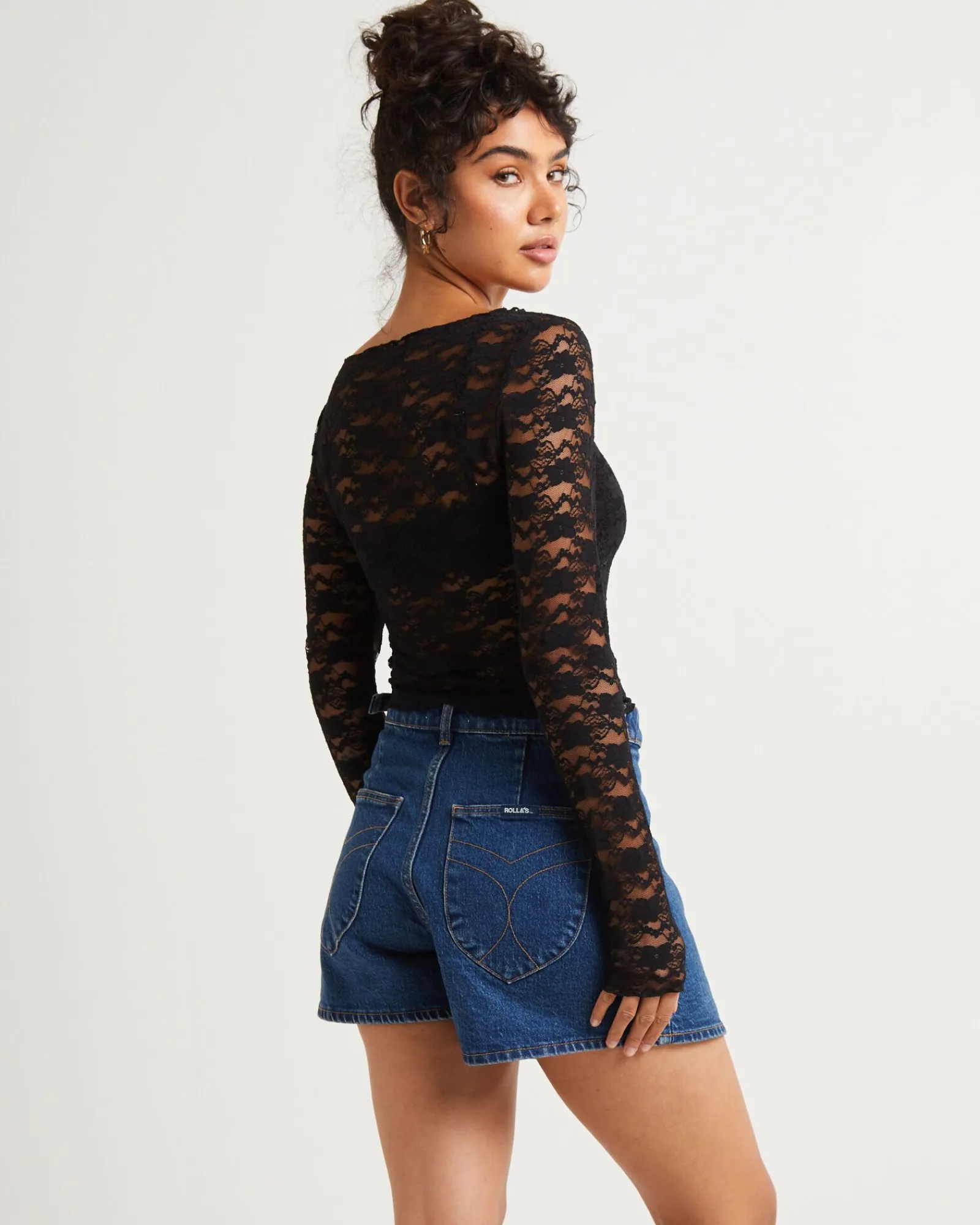 leah_sheer_long_sleeve_la_1.webp Flash Sale ALICE IN THE EVE Leah Sheer Long Sleeve Lace Top