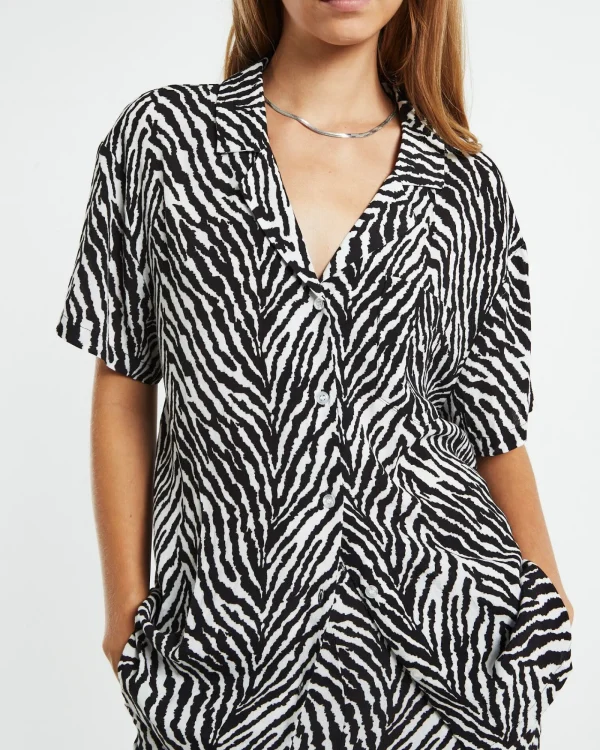Clearance CHARLIE HOLIDAY Lola Short Sleeve Zebra Black