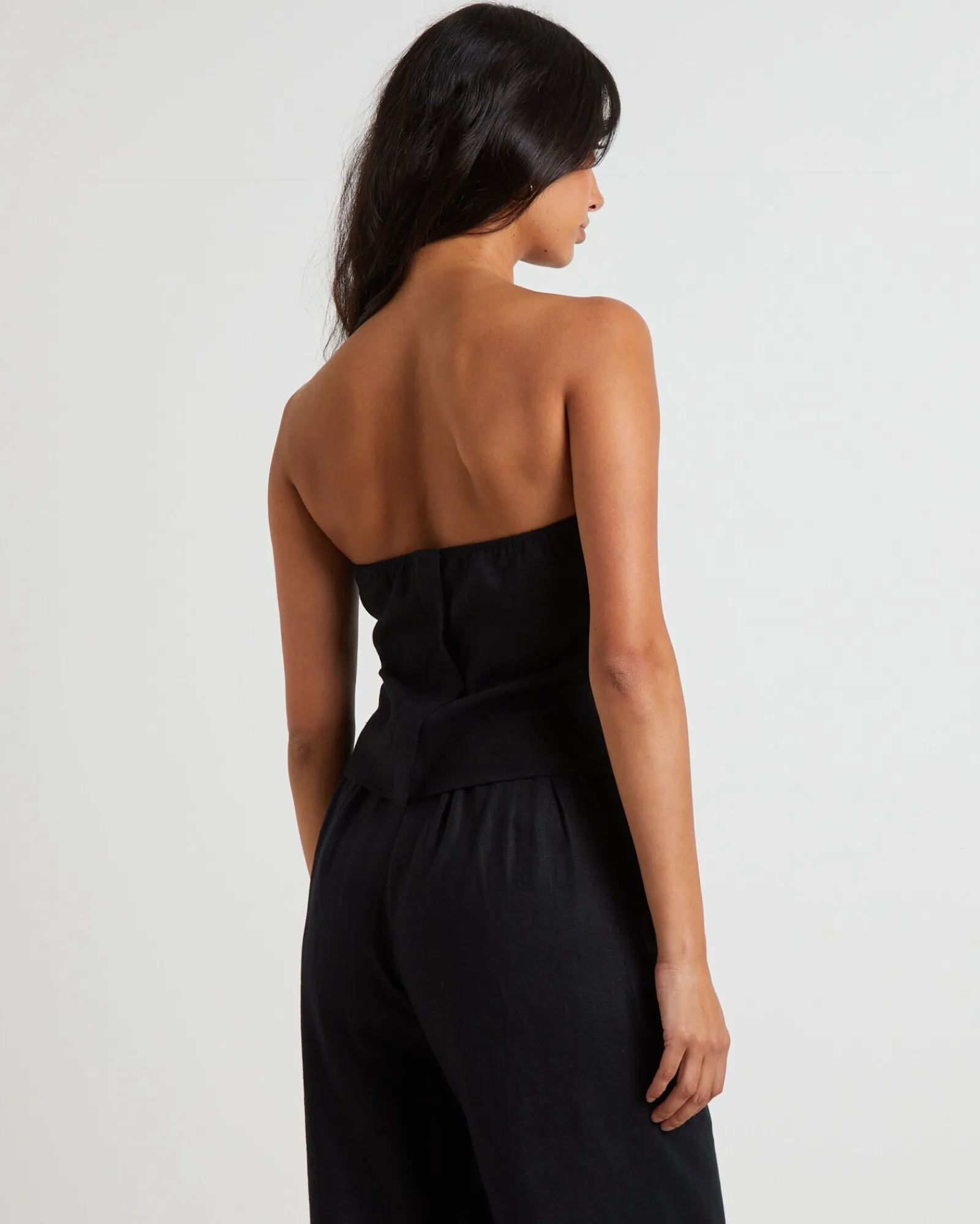 lui_cut_out_linen_bandeau_1-1.webp New SUBTITLED Lui Cut Out Linen Bandeau Top In Black